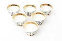 Piero Fornasetti Cuencos de aperitivo de porcelana y dorados Juego de bar de mediados de siglo / 6