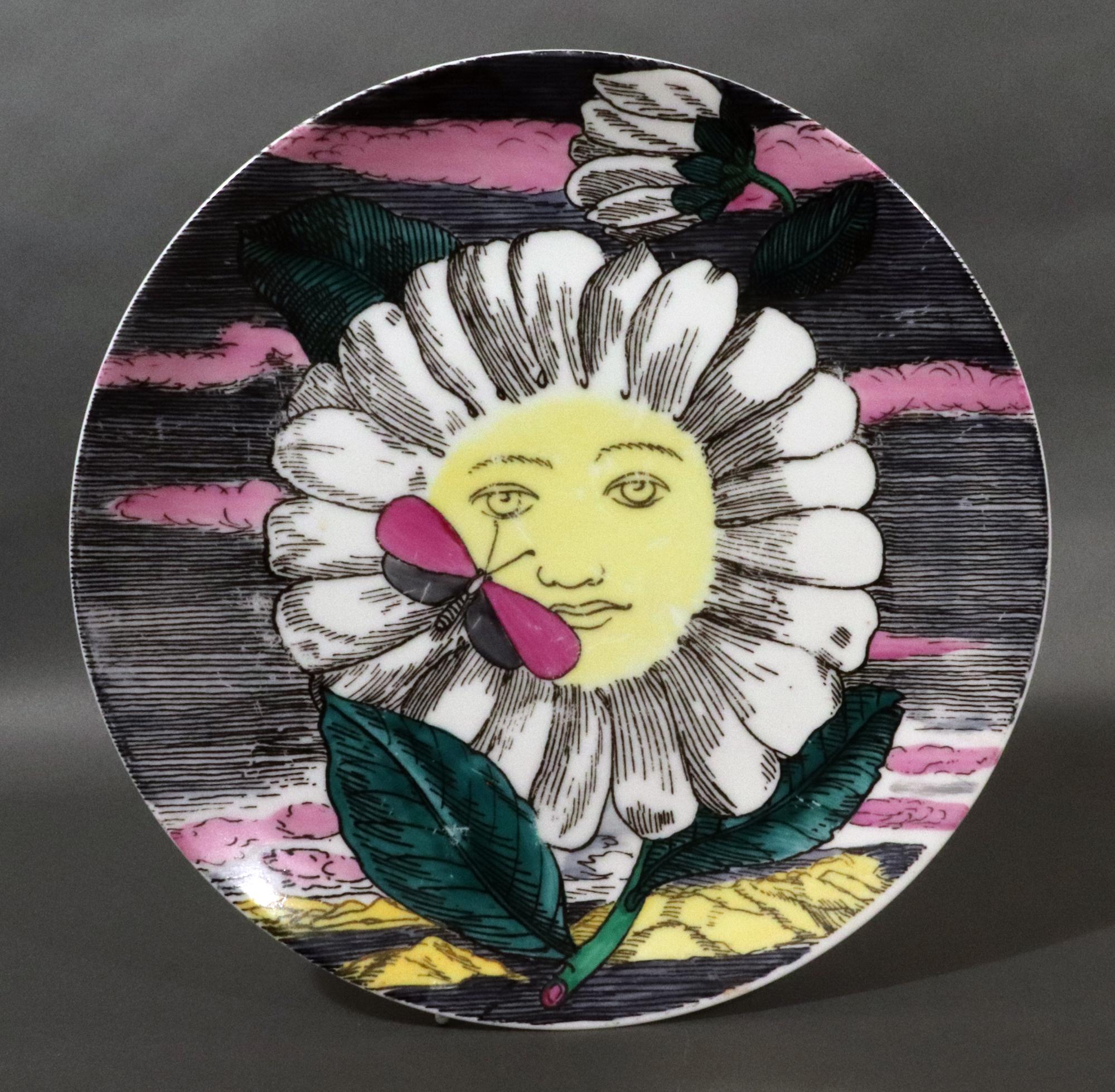 Milieu du XXe siècle Assiettes en porcelaine Mesi & Soli de Piero Fornasetti, « 12 Mesi, 12 Soli », douze soleils en vente