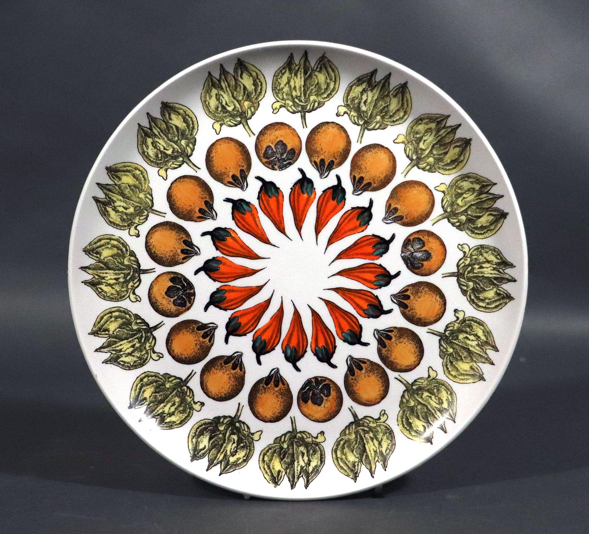 Piero Fornasetti Porcelain Plates, Giostra di Frutta (Merry-go-Round of Fruit) For Sale 10