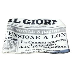 Piero Fornasetti Cendrier "Quotidiano Il Giorno" Céramique 1956 Italie