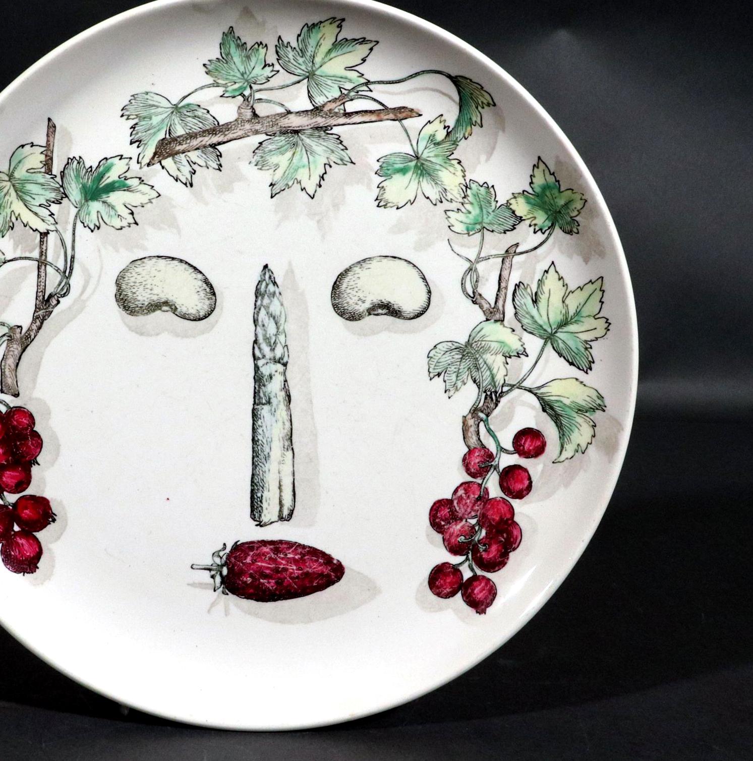 XX secolo Piero Fornasetti Ceramiche Arcimboldesca Piatti da portata per verdure in vendita