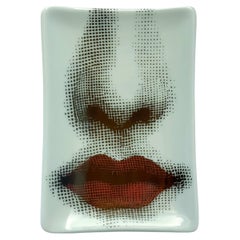 Bandeja rectangular de porcelana Piero Fornasetti