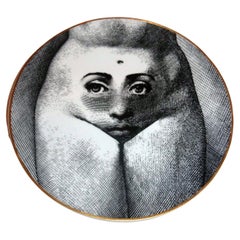 Assiette en porcelaine de Piero Fornasetti Rosenthal, thèmes et variations, Motiv 19