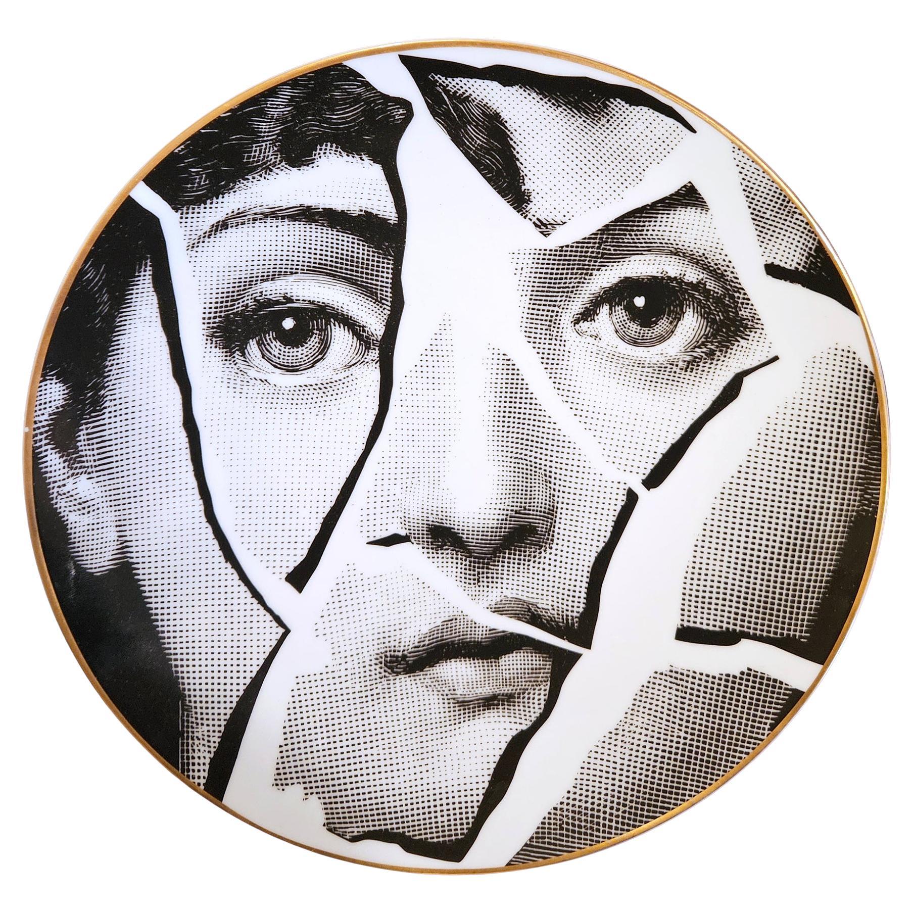 Piero Fornasetti Plato de porcelana Rosenthal Temas surrealistas y variaciones