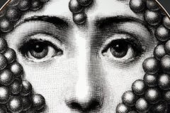 Platte aus Rosenthal-Porzellan mit Themen und Variationen von Piero Fornasetti, Motiv 25