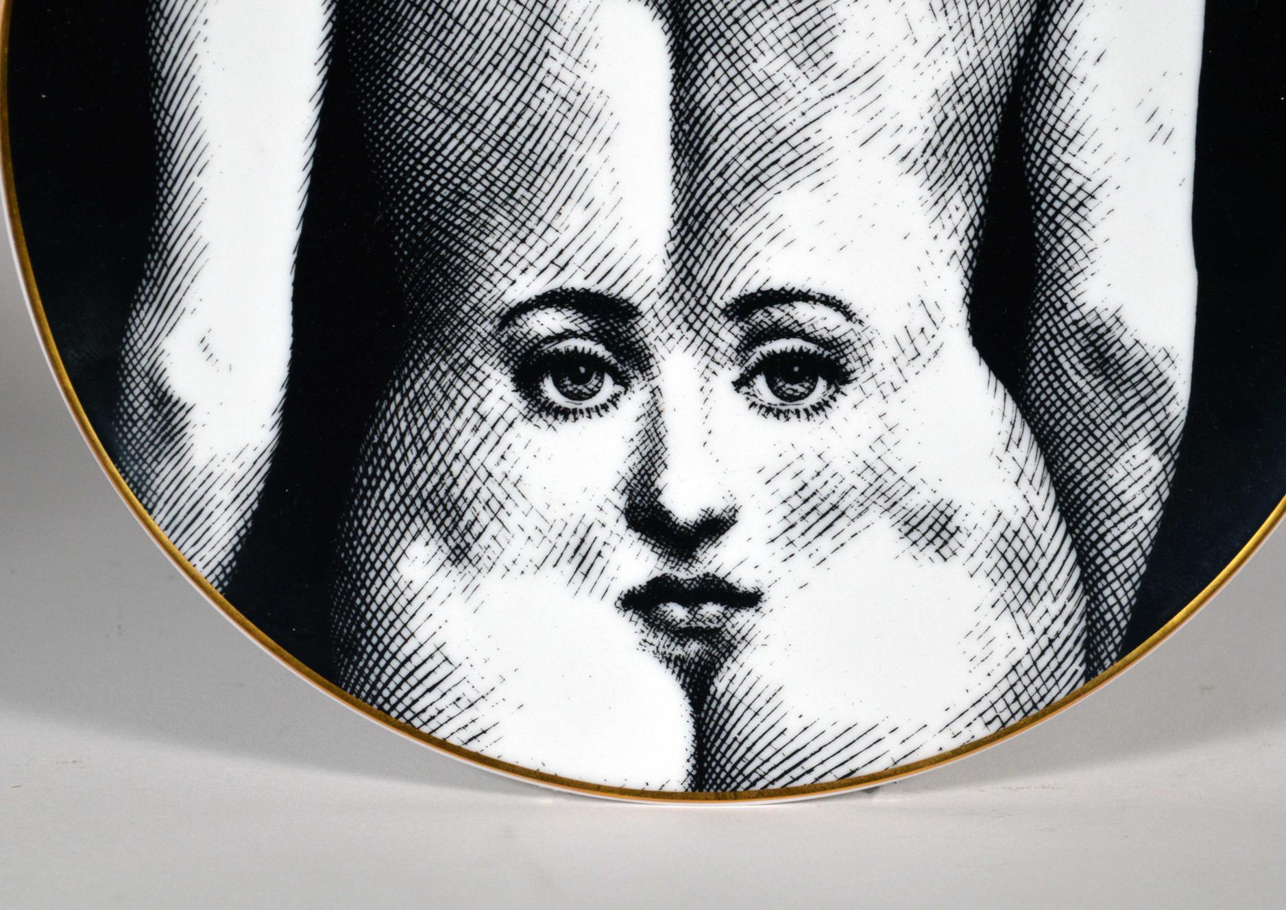 Mid-Century Modern Assiette en porcelaine Piero Fornasetti Rosenthal sur les thèmes et les variations, Motiv 28 en vente