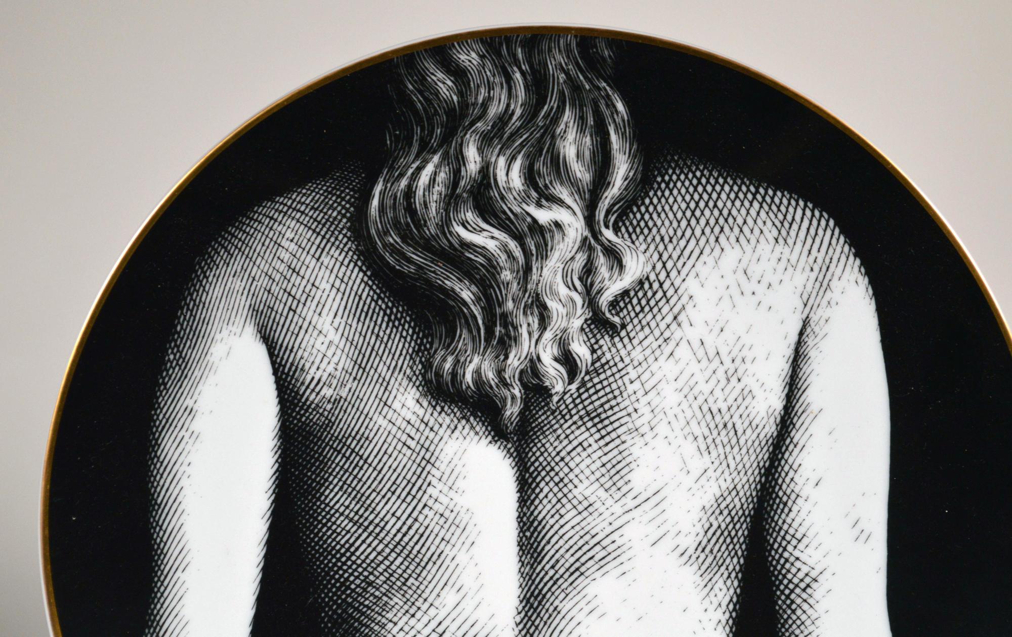 Mid-Century Modern Piero Fornasetti Rosenthal Porcelain Themes and Variations Plate, Motiv 28
