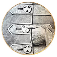 Piero Fornasetti Rosenthal Porcelain Themes & Variations Plate, Buttons, Motiv 1