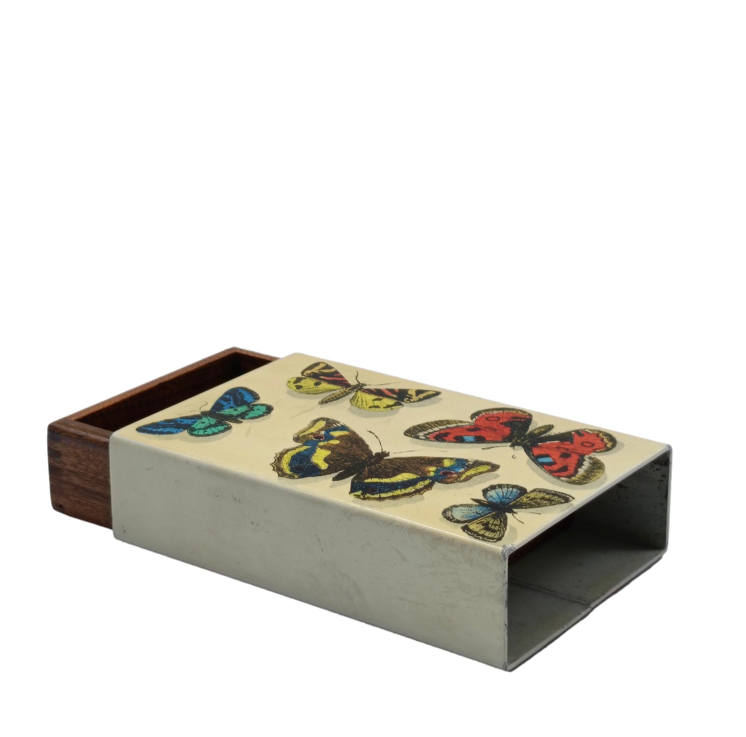 Piero Fornasetti Box with Butterflies, Italy 1960s In Good Condition For Sale In Naples, IT
