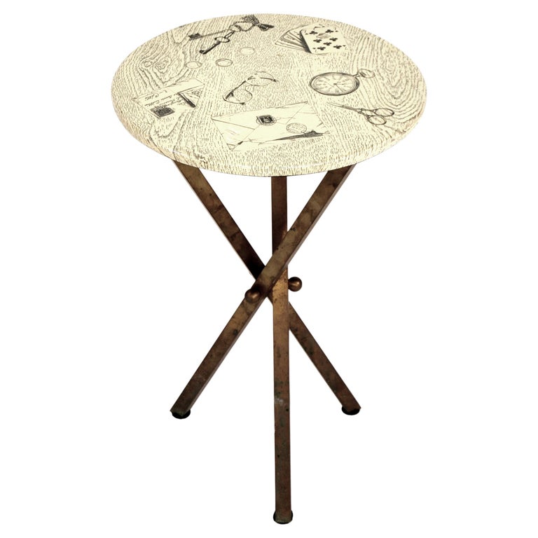 Piero Fornasetti Side Table, Lacquered Wood and Brass, 1960s For Sale