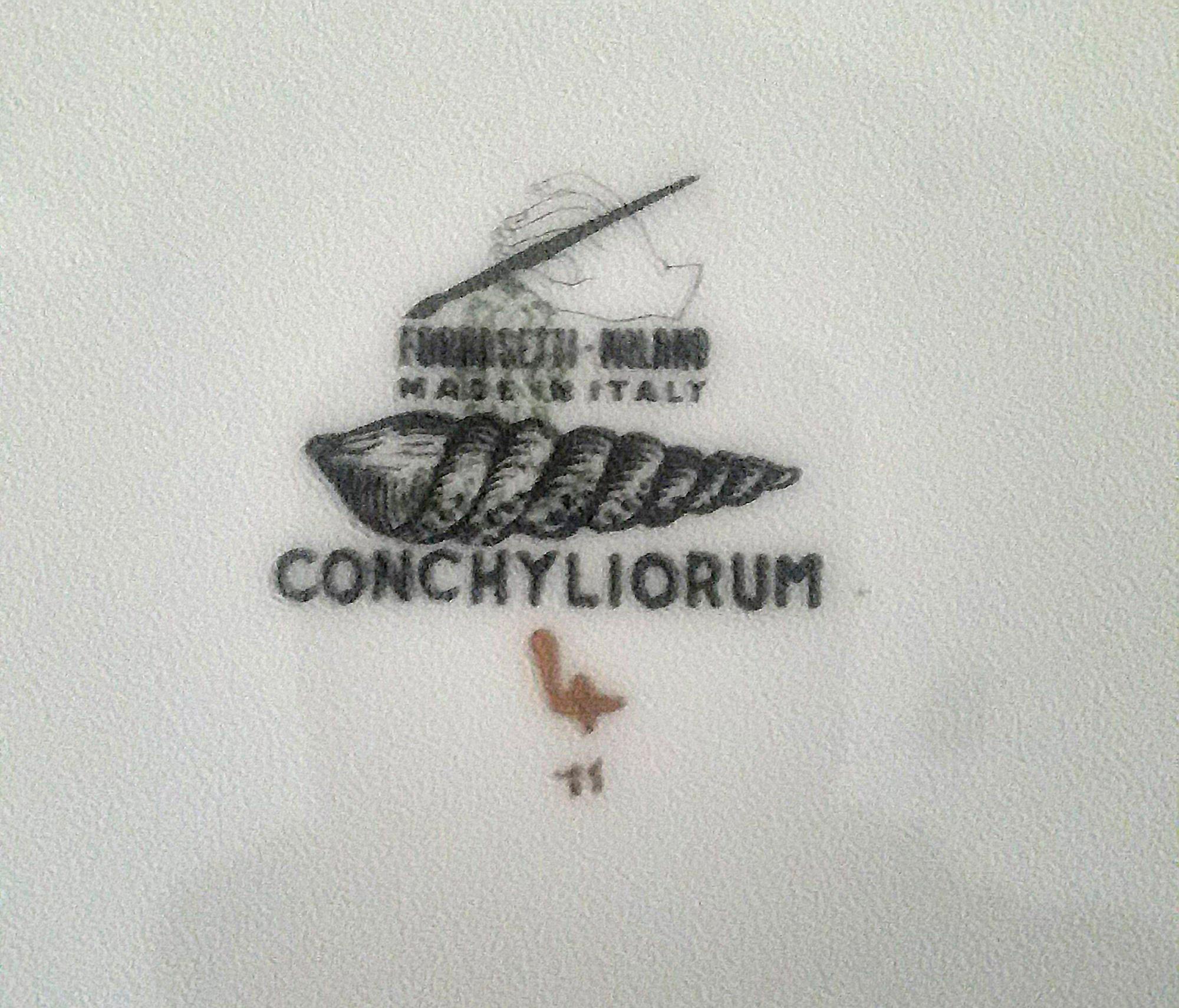 Piero Fornasetti Sei piatti conchiglia in porcellana dorata, motivo Conchyliorum, anni '50 in vendita 2