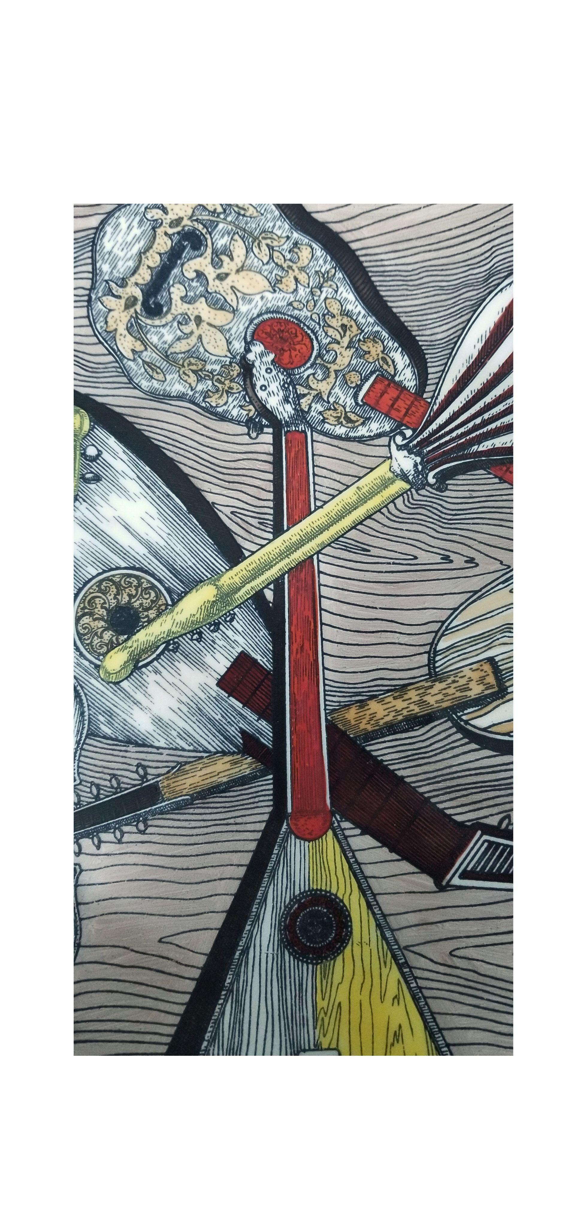Mid-Century moderno Piero Fornasetti Strumenti Musicali Piatto in Porcellana No. 2 in vendita