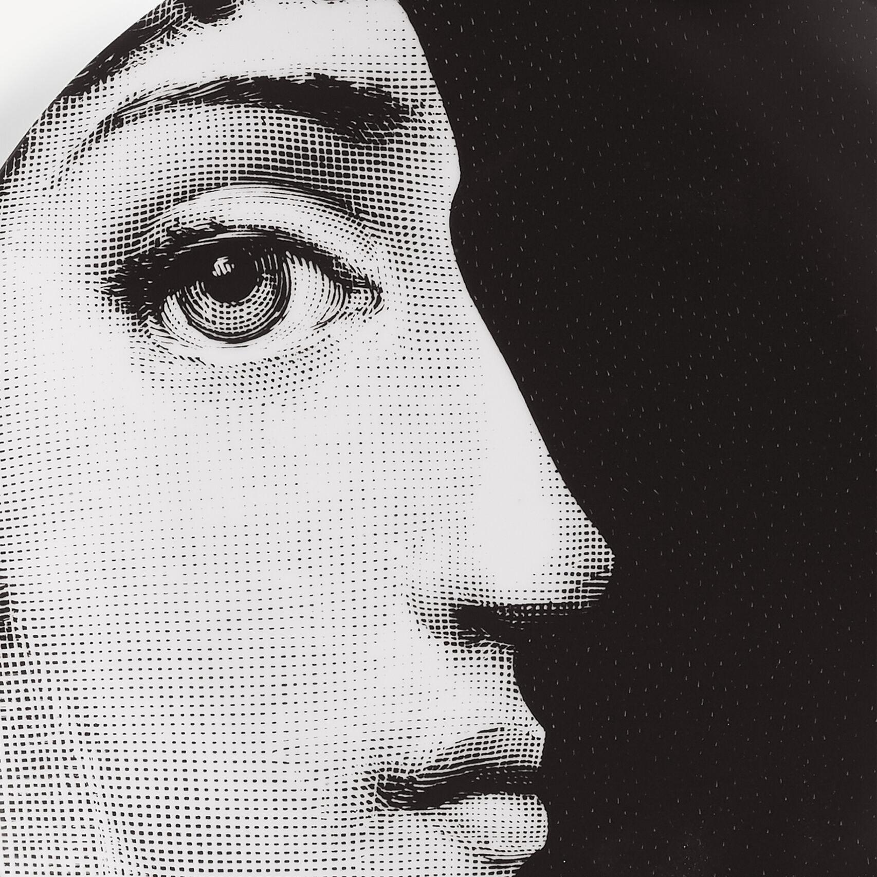 Mid-Century moderno Piero Fornasetti Tema e Variazioni Piatto in porcellana 114 Profilo A.Profiles Variazione in vendita