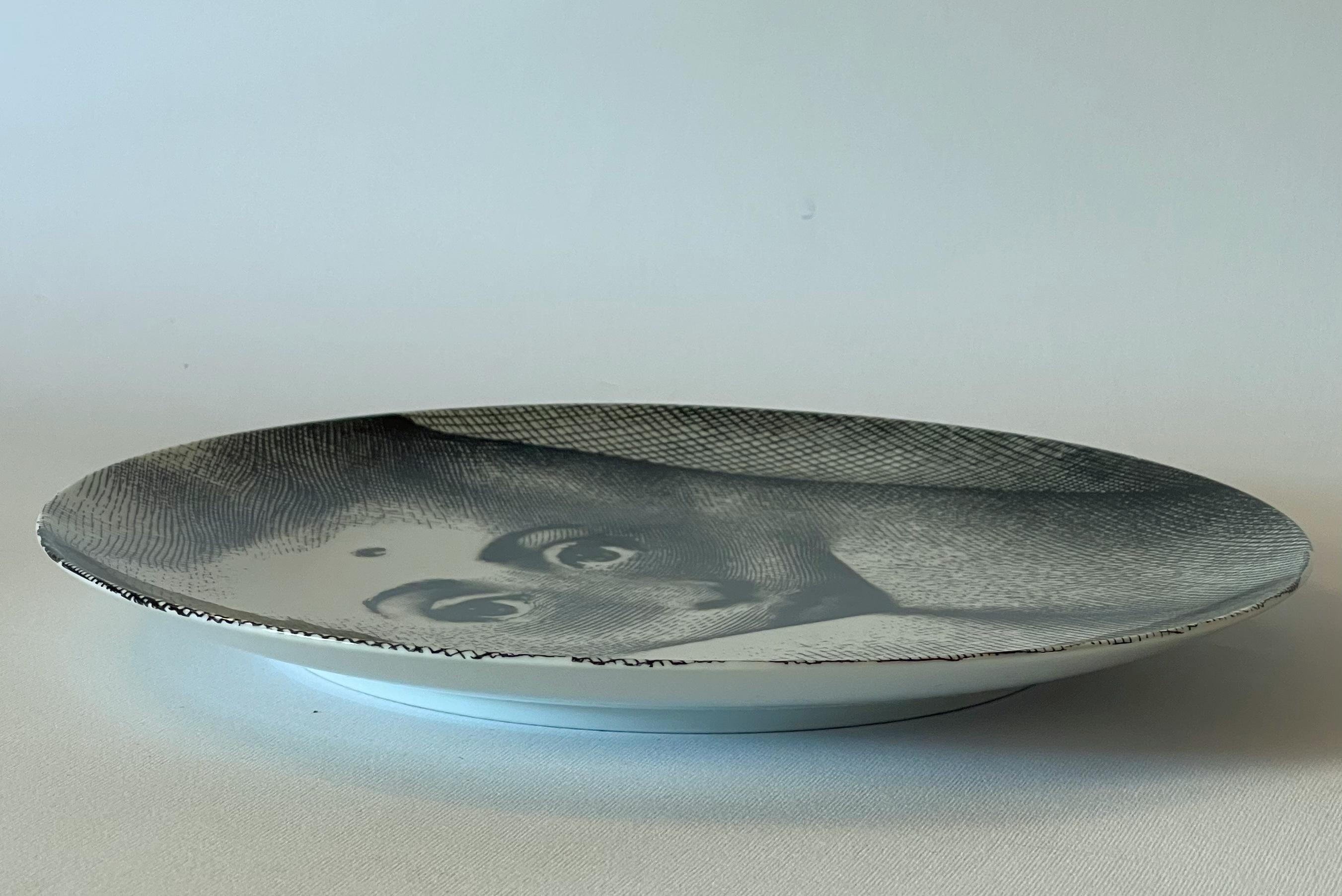 FORNASETTI Tema E Variazioni Plato de porcelana nº 281 en Bueno estado para la venta en Los Angeles, CA
