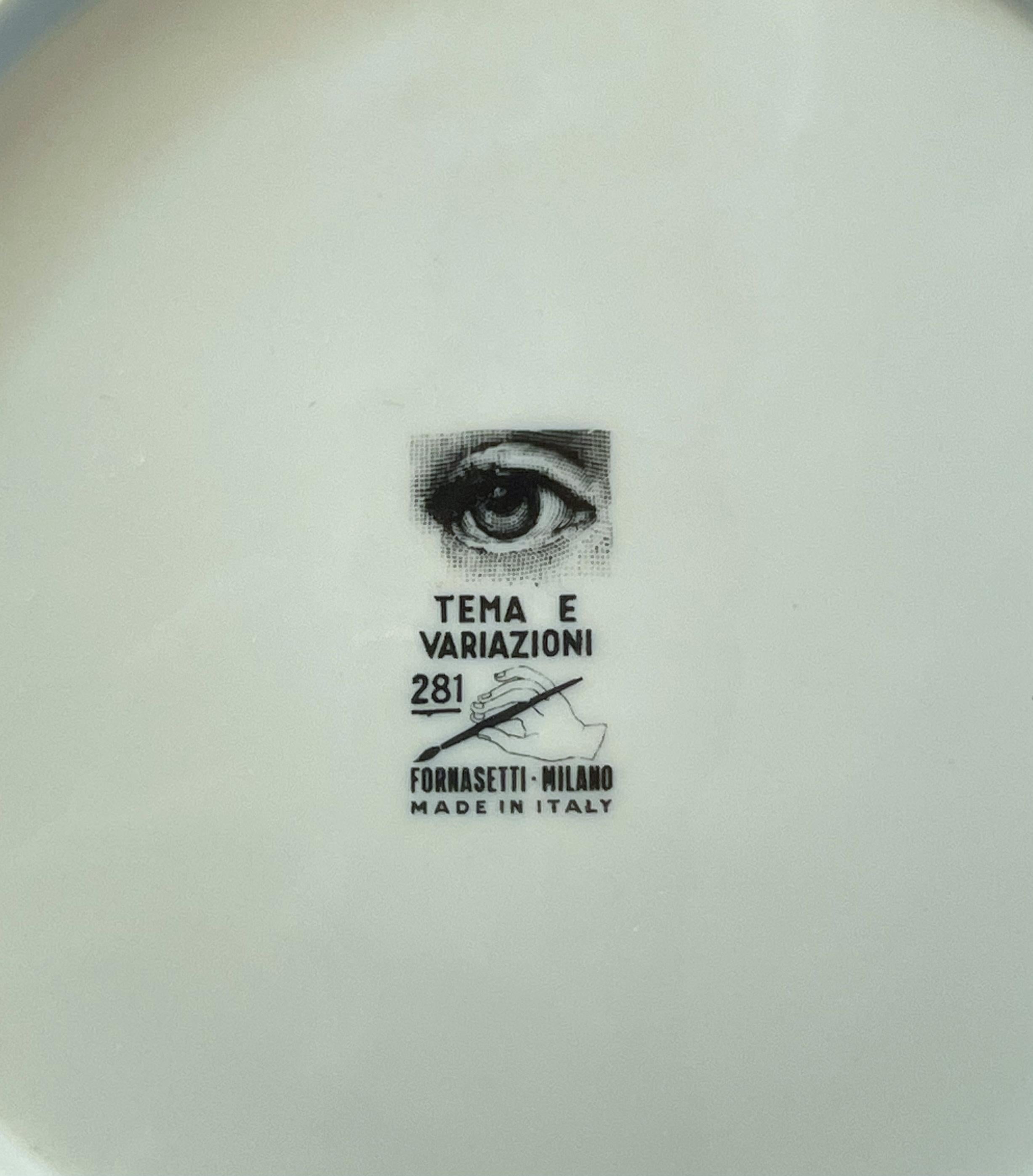 FORNASETTI Tema E Variazioni Plato de porcelana nº 281 en venta 1