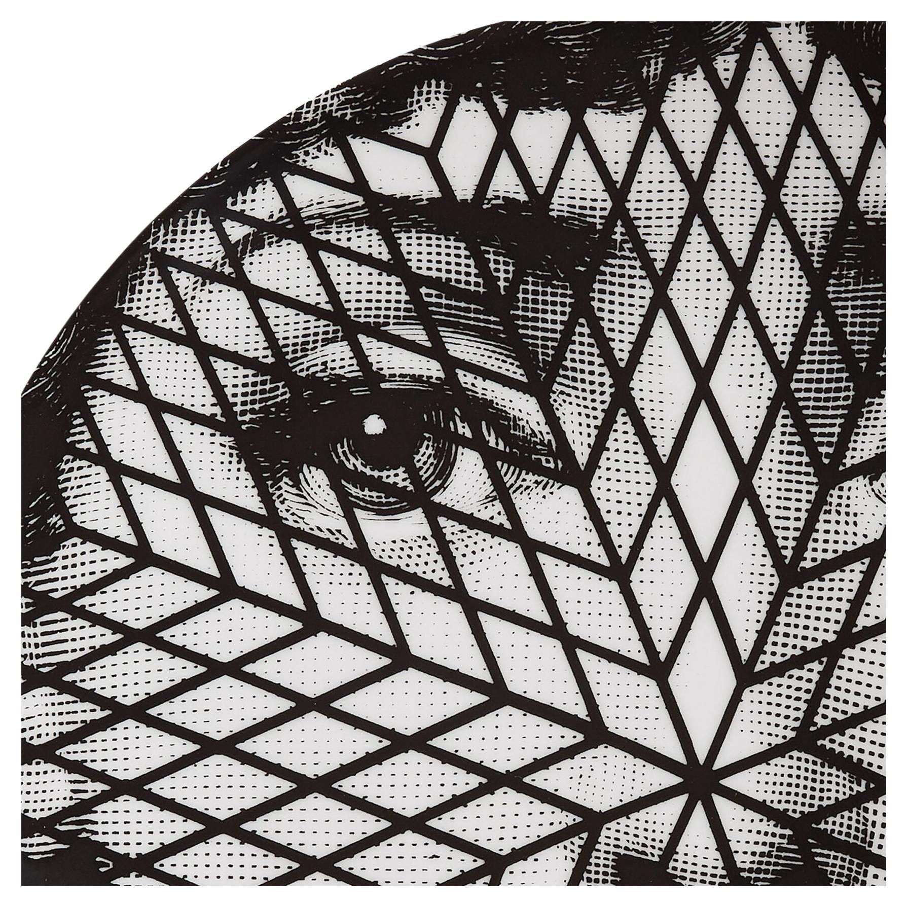Piero Fornasetti Plato de porcelana Tema e Variazioni 294 Moderno de mediados de siglo en venta