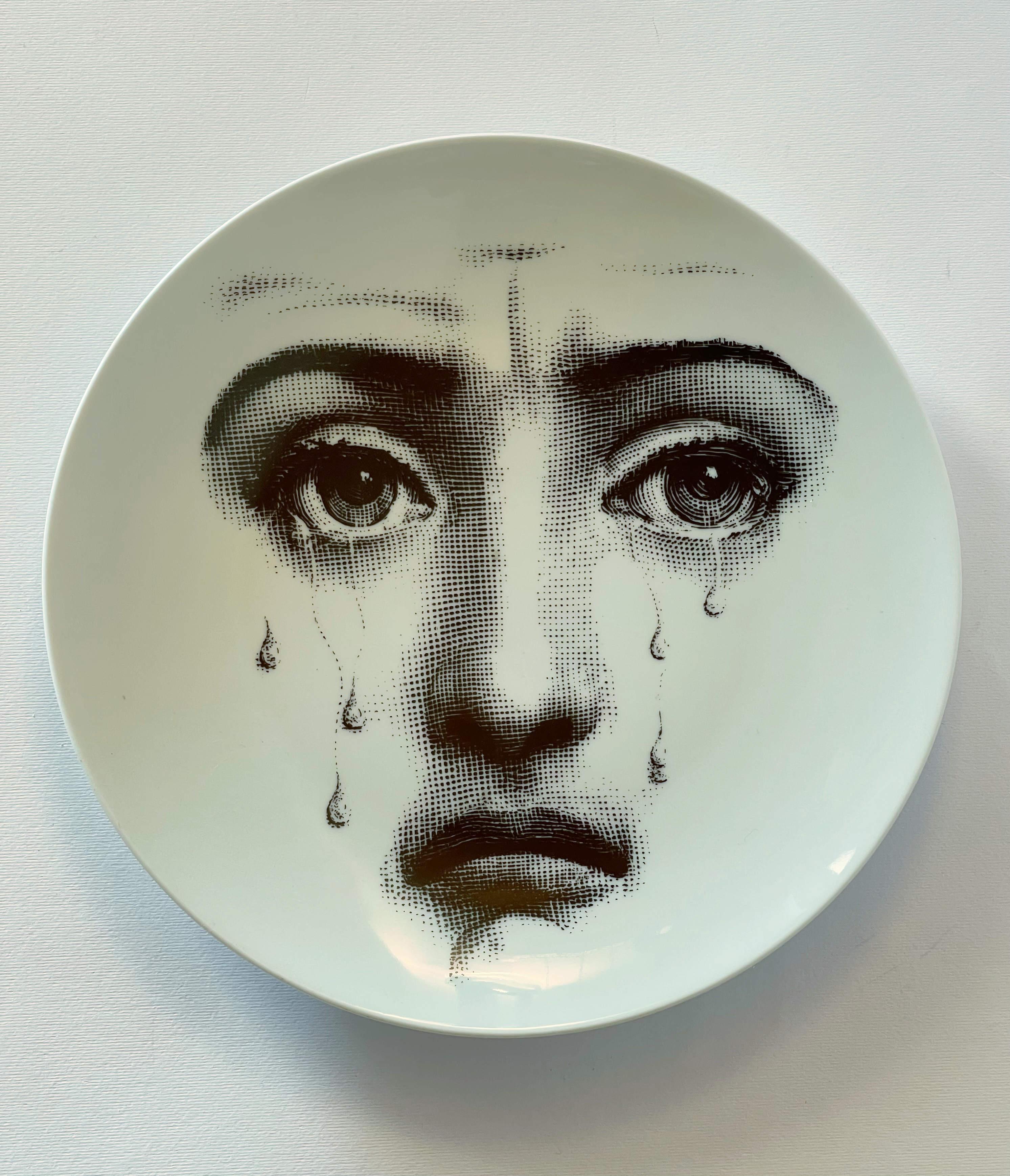Plato de porcelana vintage Piero Fornasetti 