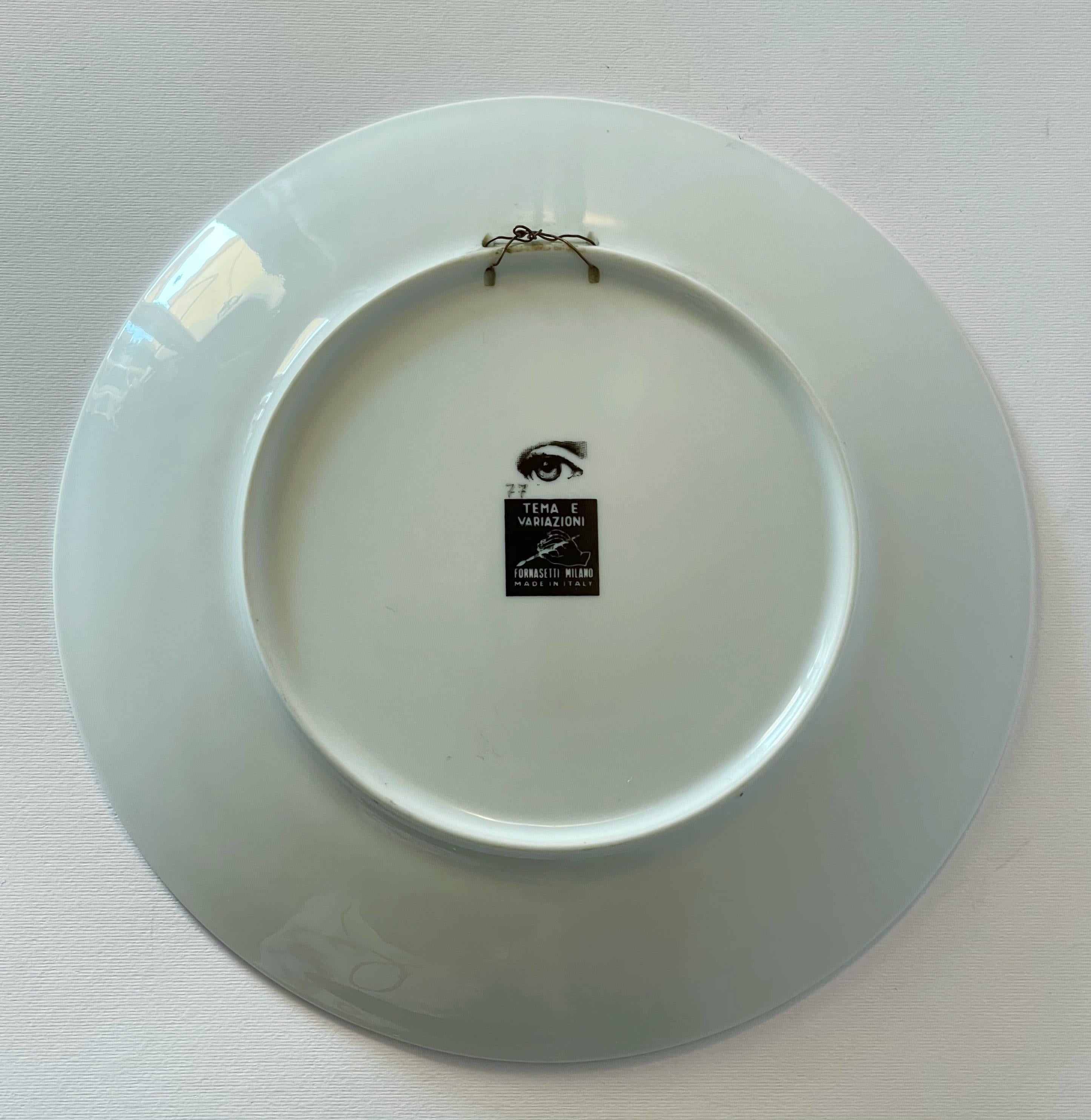 FORNASETTI Tema E Variazioni Plato de porcelana nº 77 Porcelana en venta
