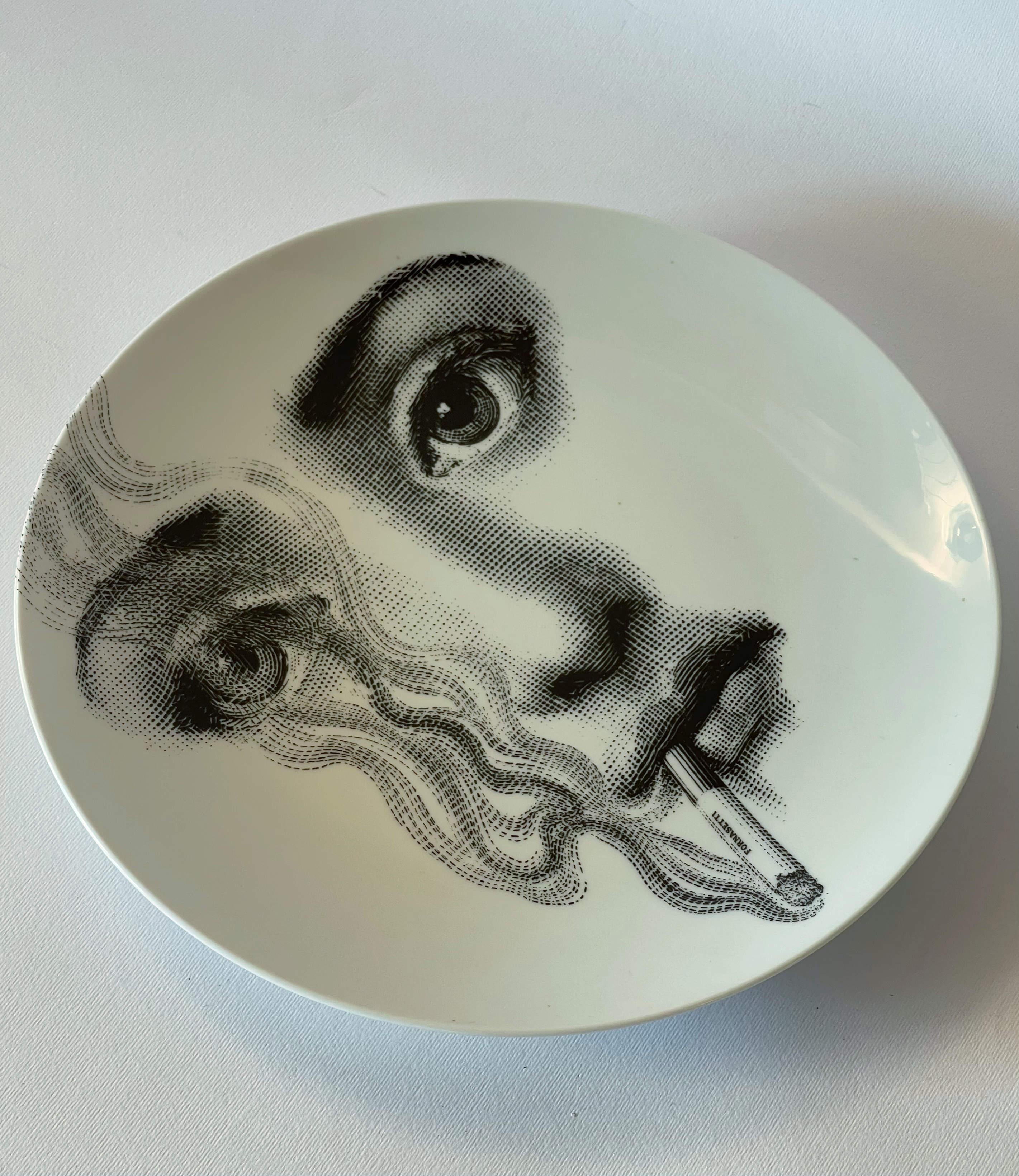 Mid-Century Modern Assiette en porcelaine thème E Variazioni n°81 de FORNASETTI en vente