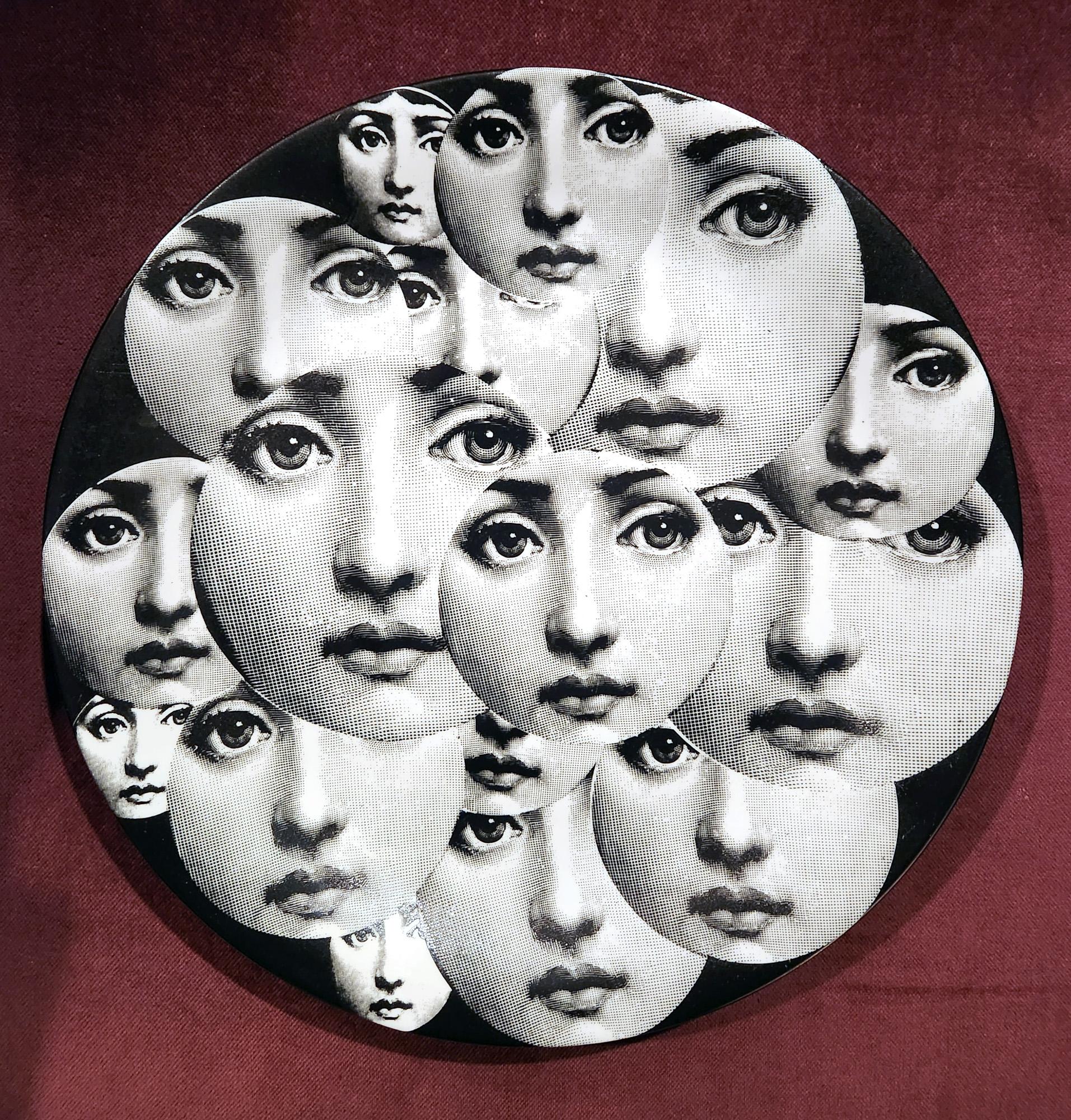 Piero Fornasetti Themes & Variation Plate made as a Special Limited Edition 1985 In Good Condition In Downingtown, PA