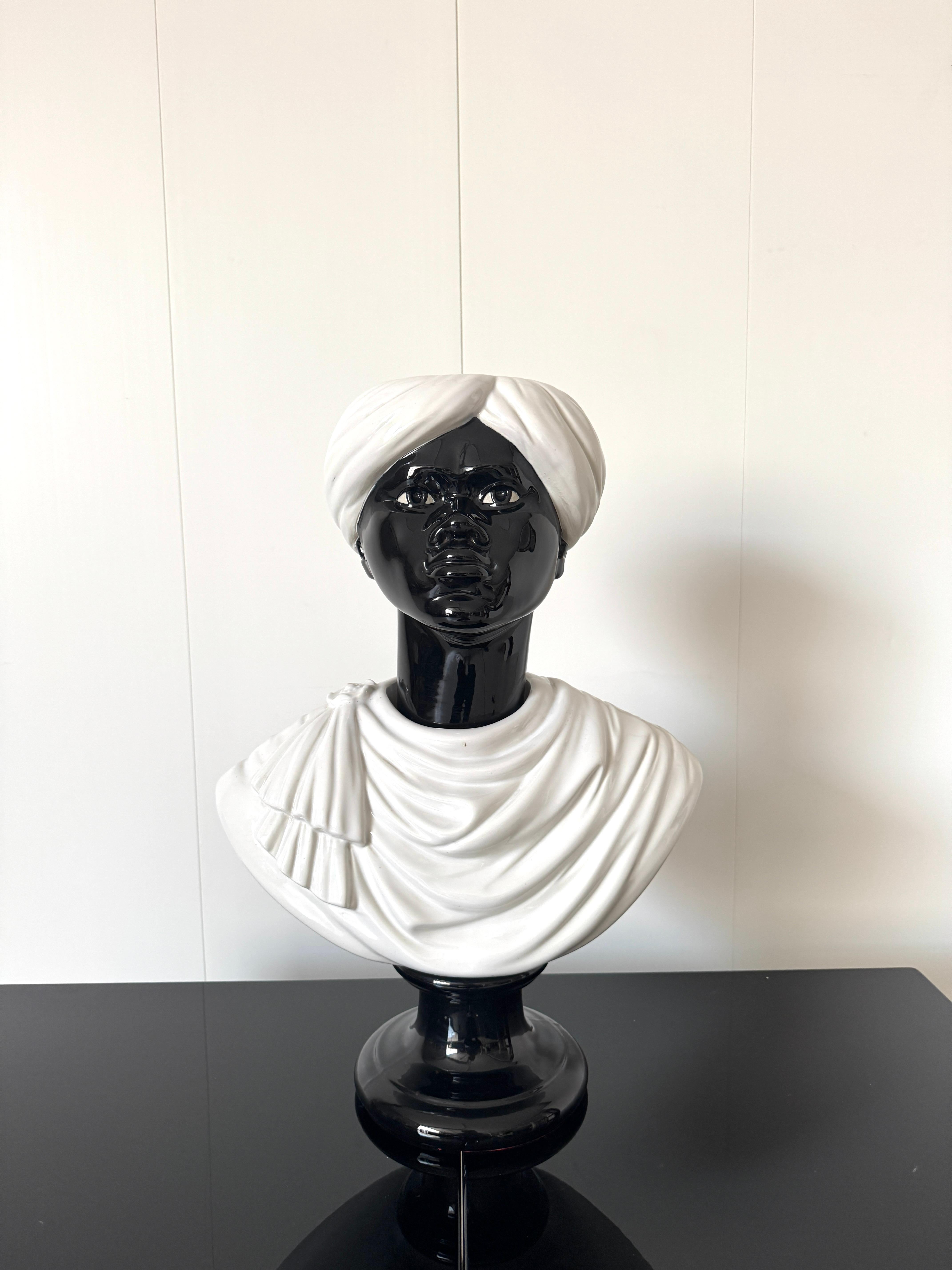 Piero Fornasetti, Vaso 'Testa di Moro', prod. Fornasetti, 1960er Jahre (Emailliert) im Angebot