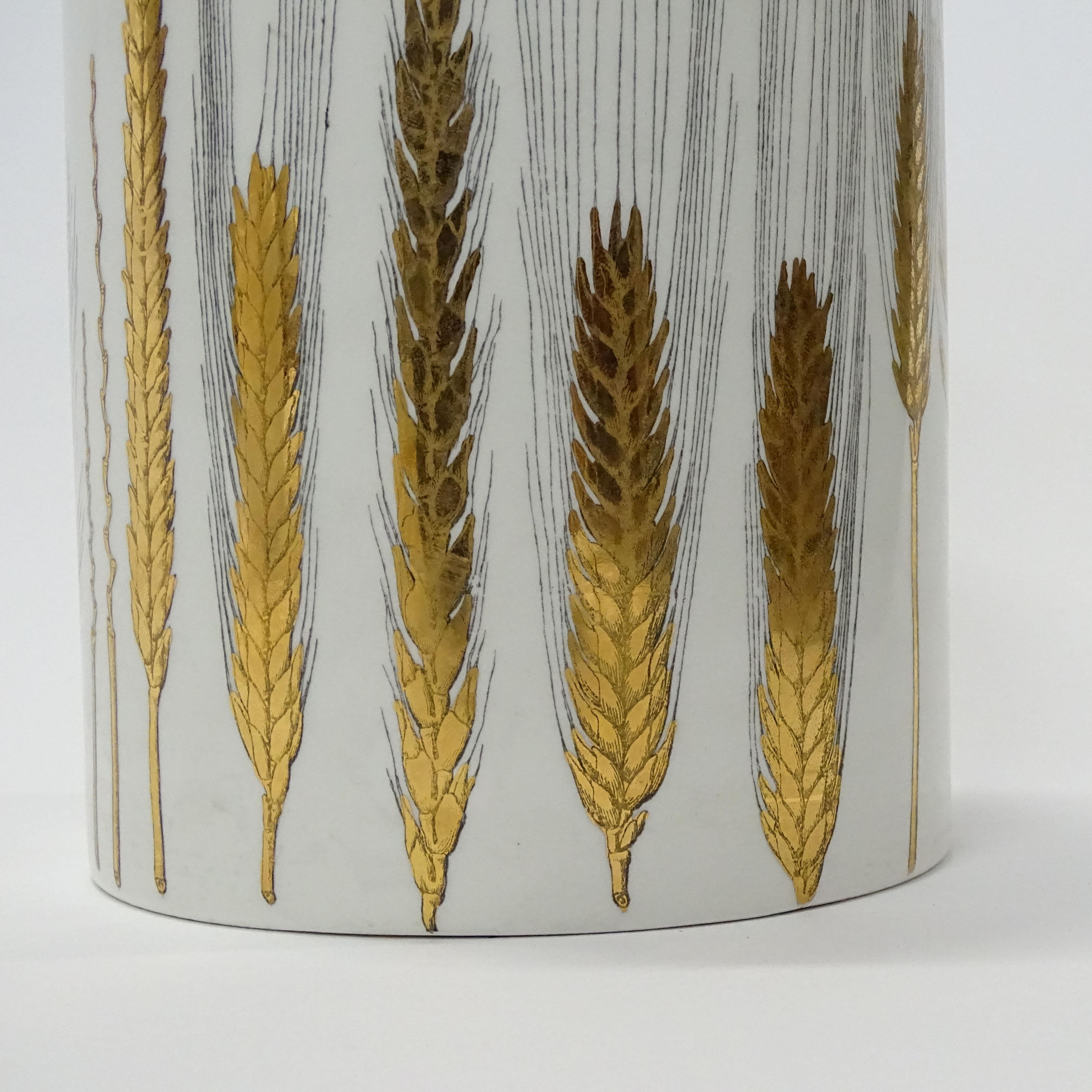 Beautiful Piero Fornasetti Gold Wheat Spikes Large Ceramic Jar,  Italy 1960s