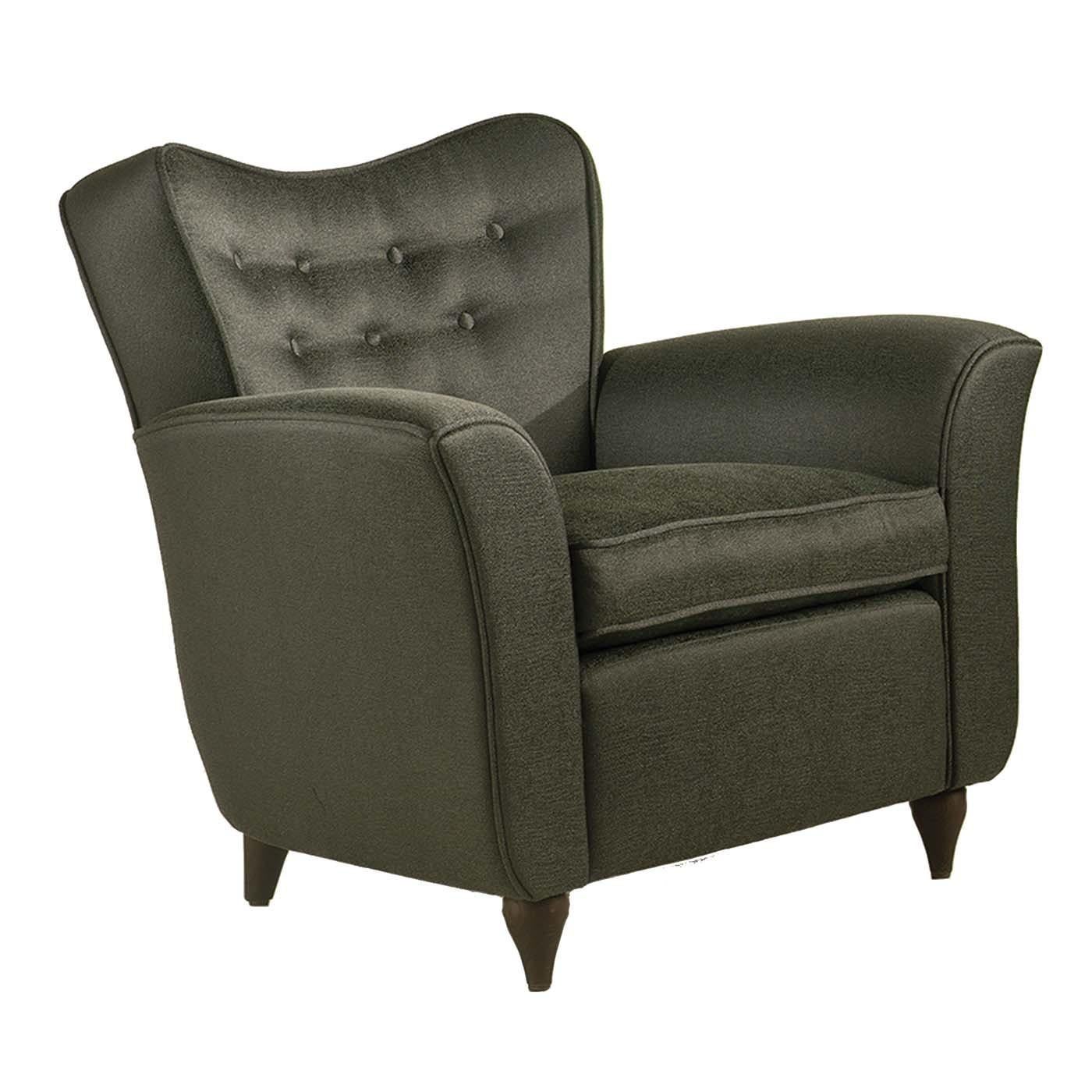 This elegant armchair boasts a welcoming silhouette obtained by the juxtaposition of padded curves, all contributing to its comfortable and cozy look. The wooden structure has a matte dark walnut finish, visible in the feet adorned with antique