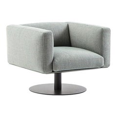 Fauteuil cubique Piero Lissoni 8 avec base pivotante par Cassina