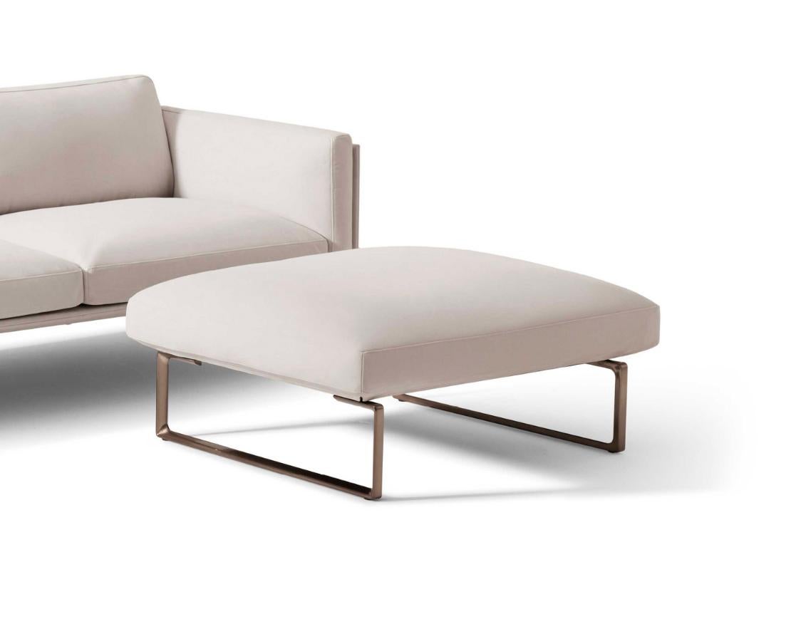 Piero Lissoni 8 Set of Two Modular Sofa and Puff For Cassina In New Condition For Sale In Barcelona, Barcelona