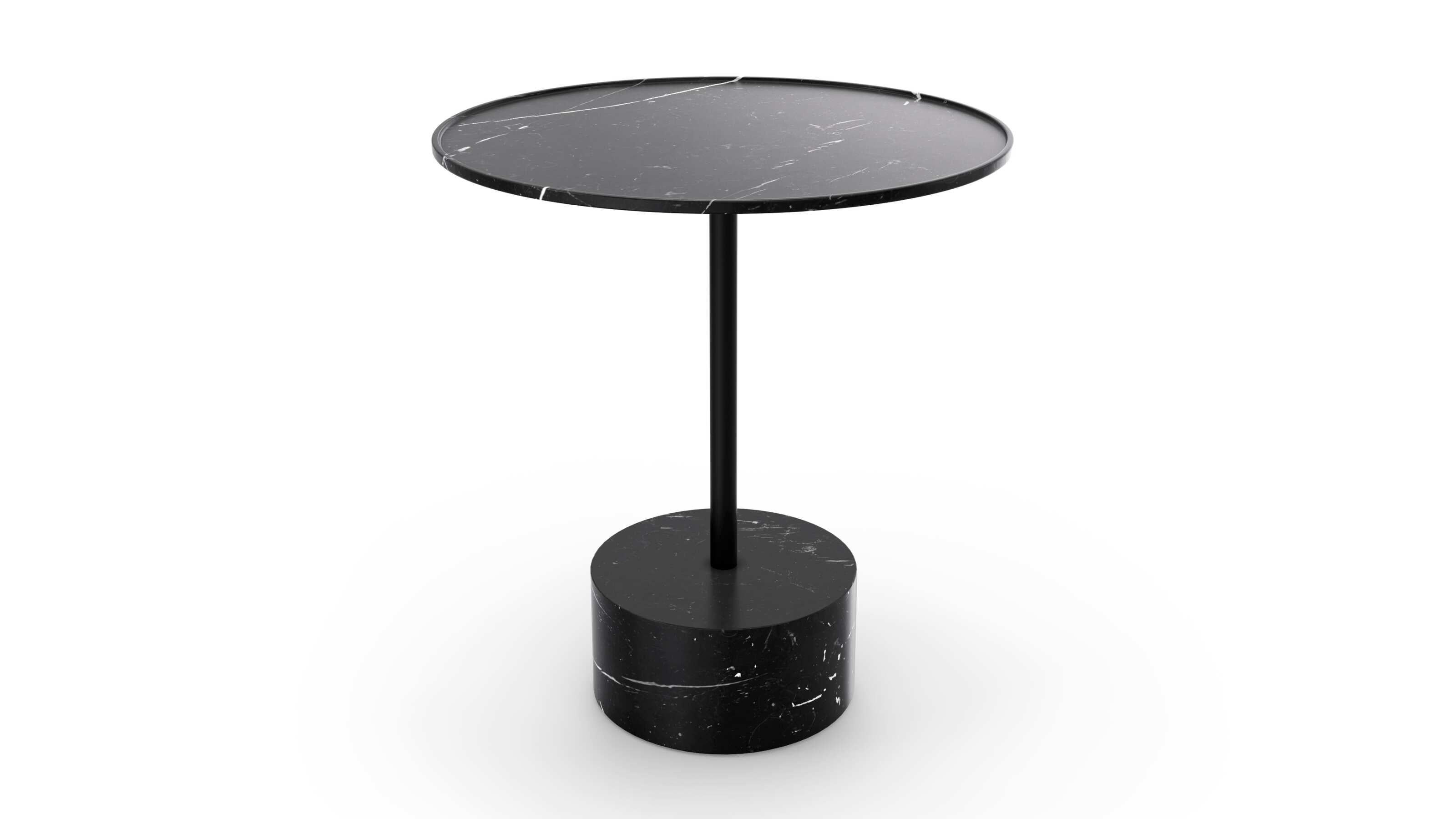 Table d'appoint 9 de Piero Lissoni pour Cassina

Piero Lissoni signe une série de tables basses design qui présentent des formes modulaires et cylindriques conçues pour meubler les espaces lounge, les bureaux d'entreprise et les hôtels de luxe.