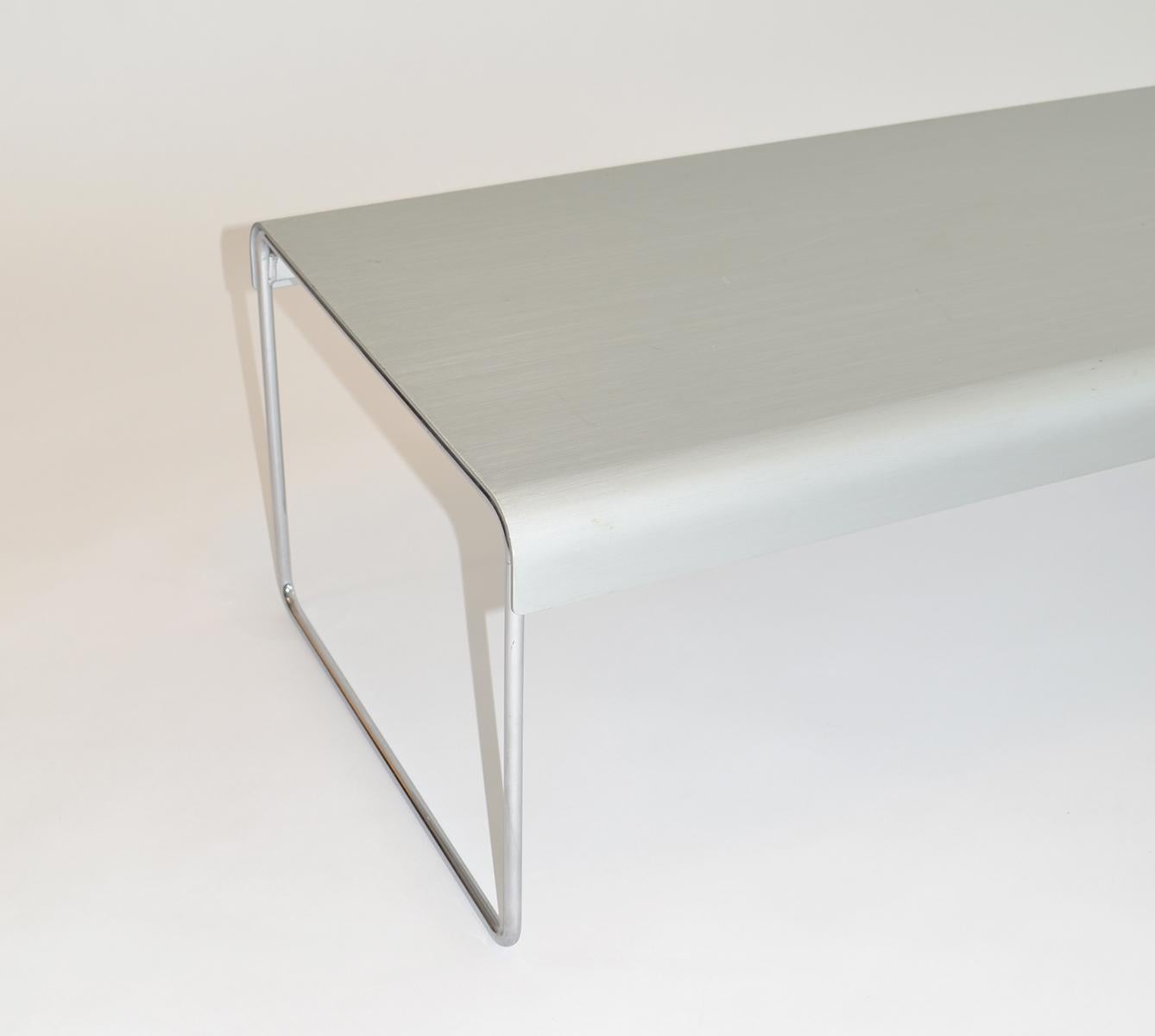 Moderne Piero Lissoni pour Cassina Table basse en aluminium Zap 254