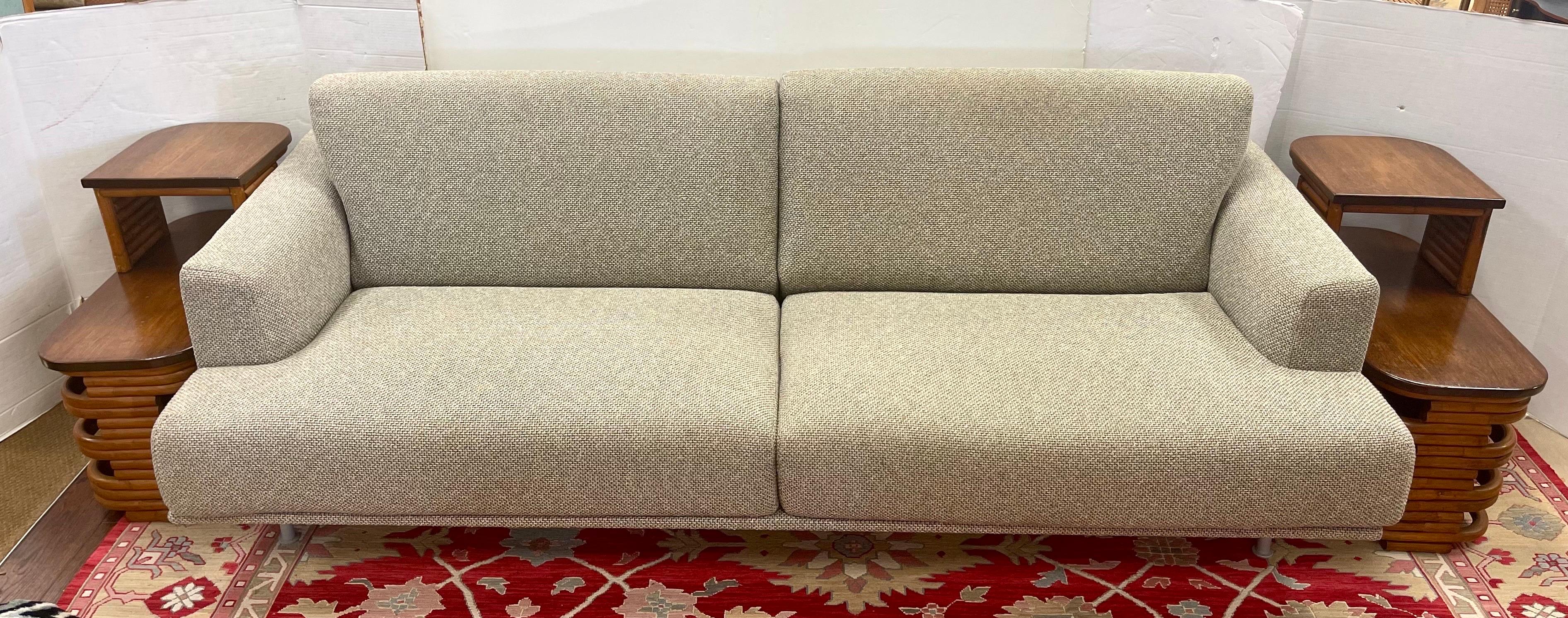 Piero Lissoni for Cassina Le Corbusier Sofa with Iconic Paul Frankl End Tables  In Good Condition In West Hartford, CT