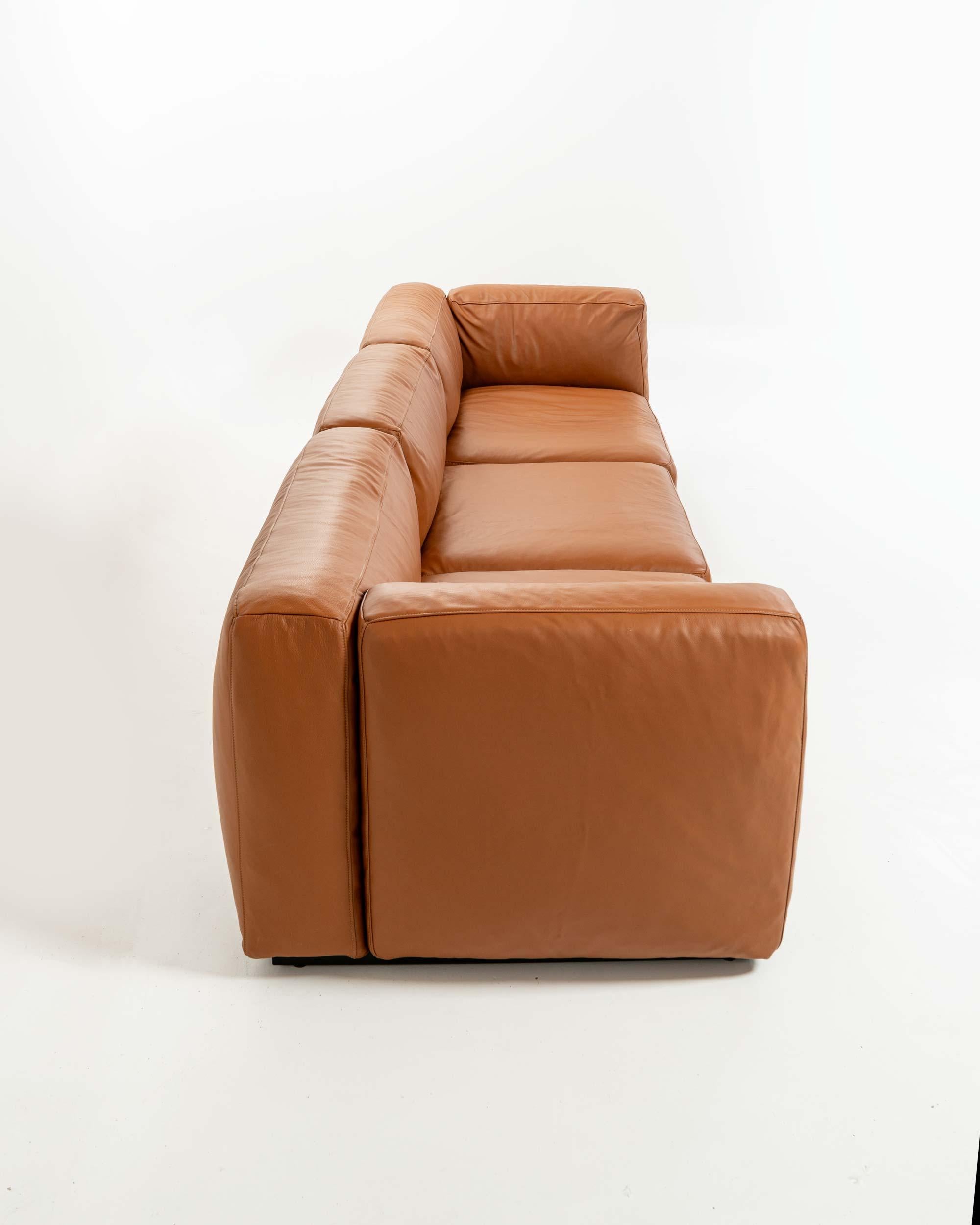 Piero Lissoni für Cassina Mex Cube 271 3-Sitzer Sofa in Elmosoft Saddle Brown (Italienisch) im Angebot