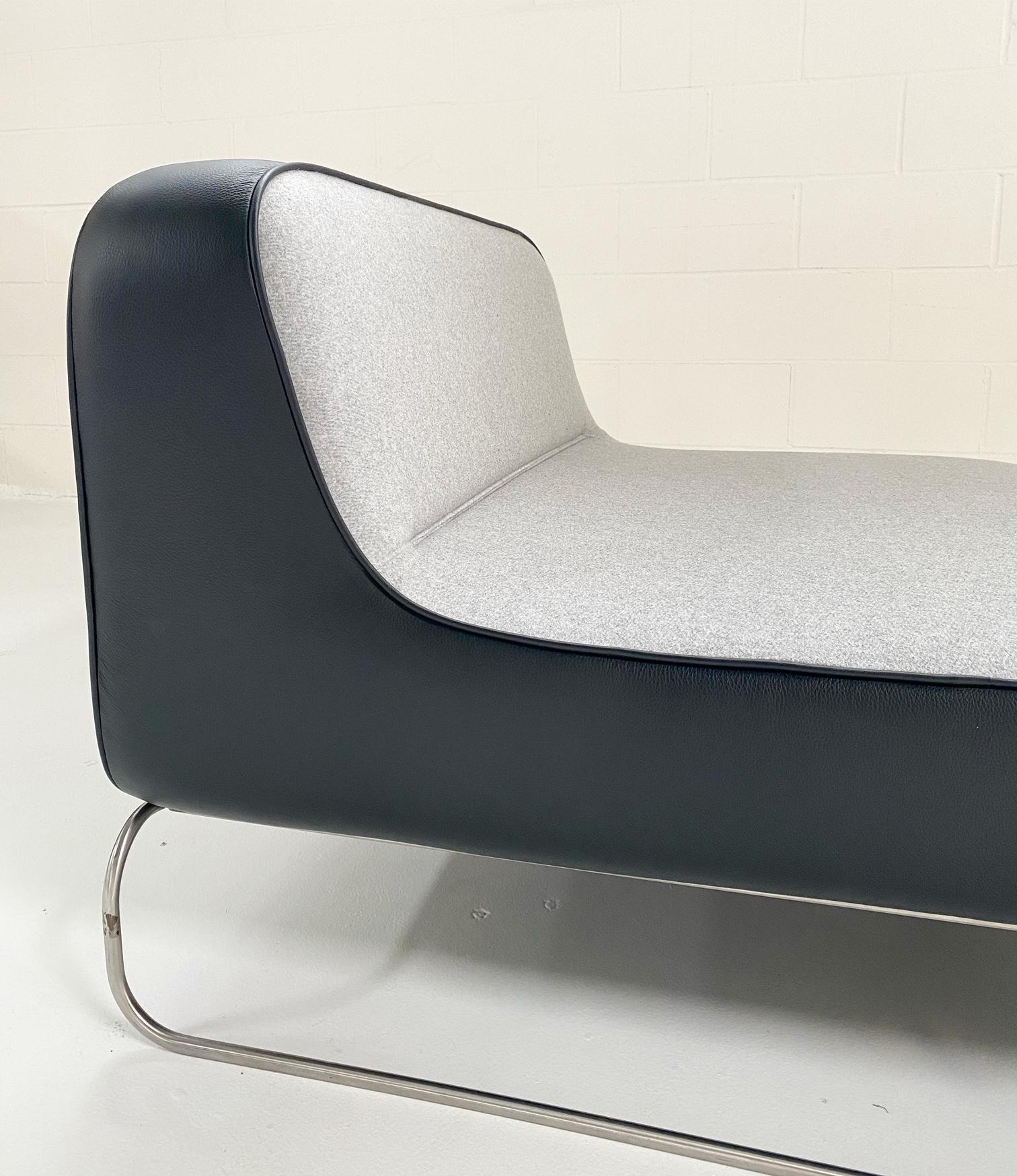 20ième siècle Fauteuil de salon et pouf Piero Lissoni en cachemire et cuir Loro Piana en vente