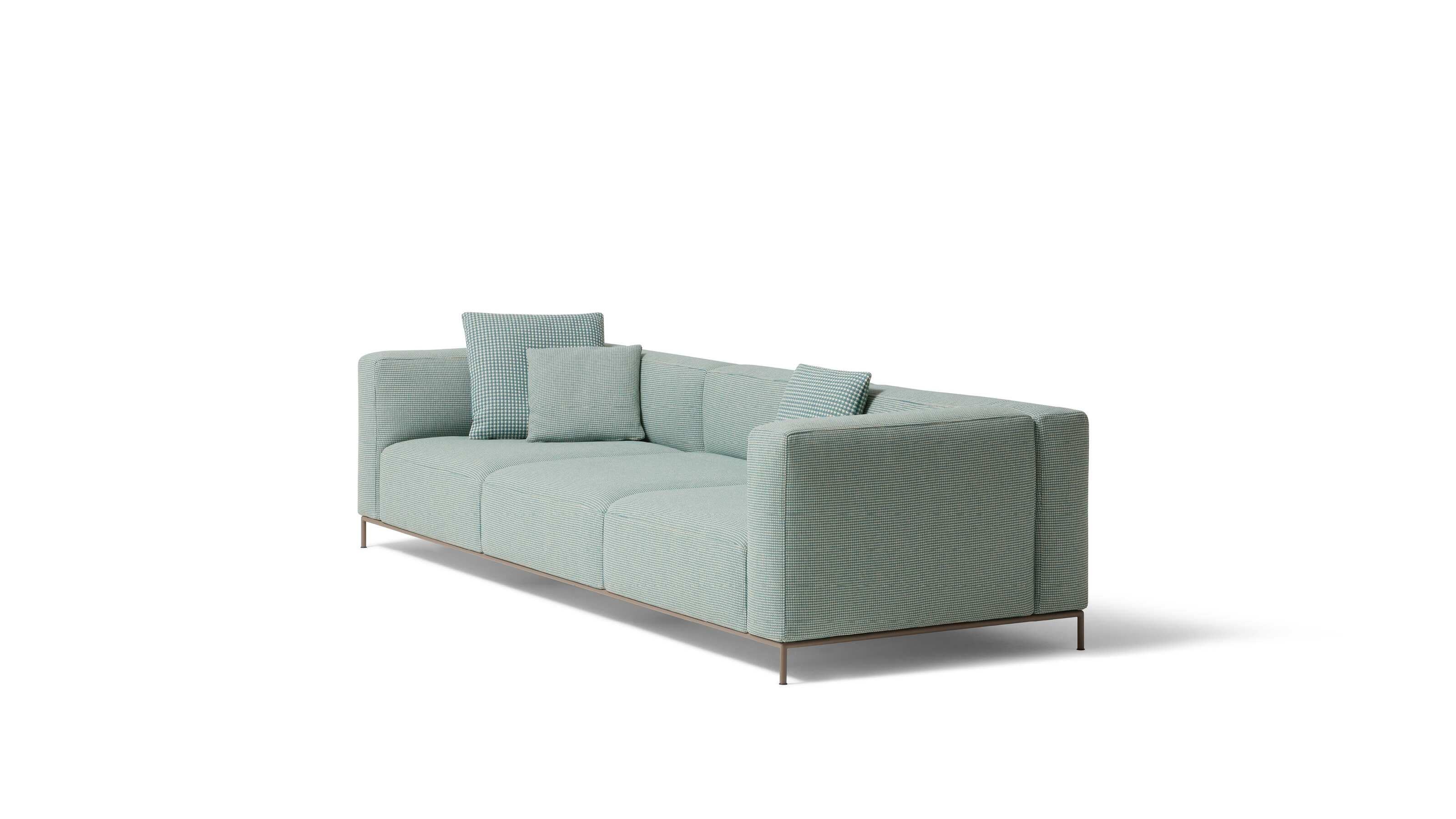 Piero Lissoni Mex-Hi Sofá Modular de Exterior Para Cassina 

Mex-Hi es el sofá de Piero Lissoni para componer como un cuadro, gracias a la variedad de piezas modulares disponibles.

El sistema fomenta la libertad compositiva al combinar tres bases