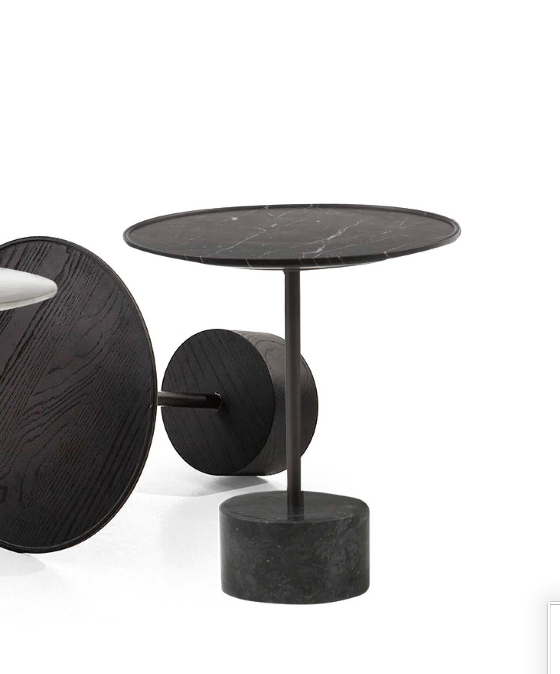 italien Piero Lissoni Ensemble de cinq tables d'appoint 9 pour Cassina en vente