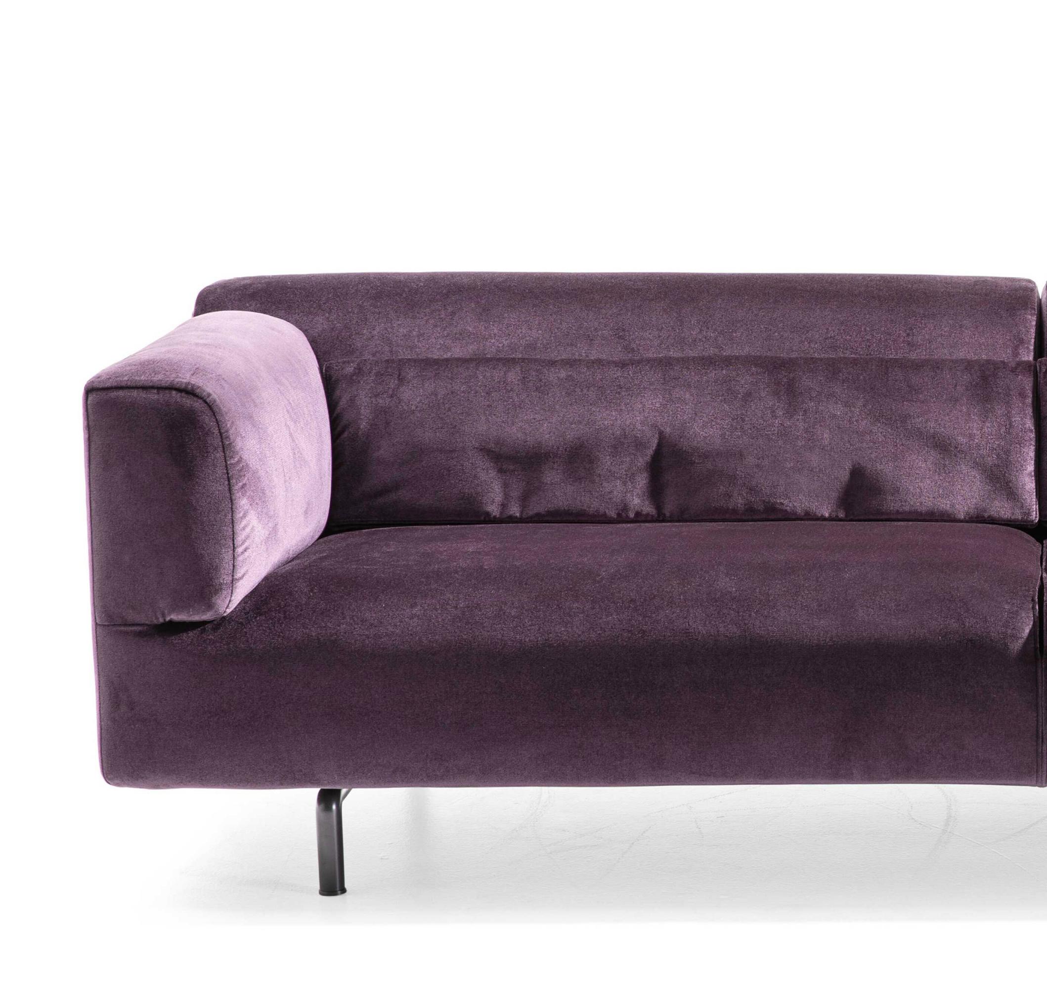 Zweisitzer-Sofa mit Fuß von Piero Lissoni für Cassina (Moderne der Mitte des Jahrhunderts) im Angebot