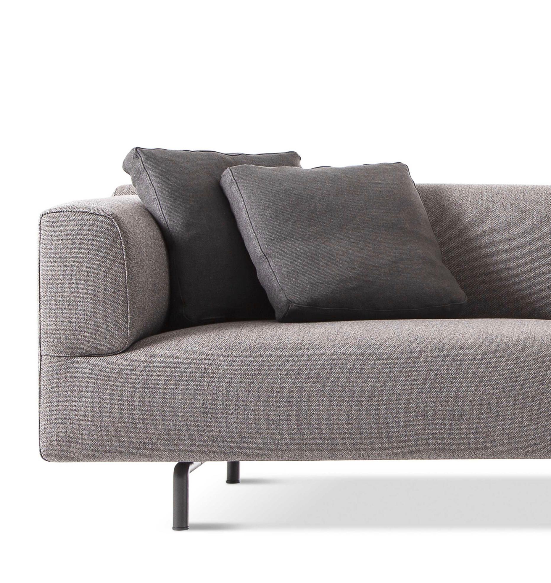 Zweisitzer-Sofa mit Fuß von Piero Lissoni für Cassina (Moderne der Mitte des Jahrhunderts) im Angebot