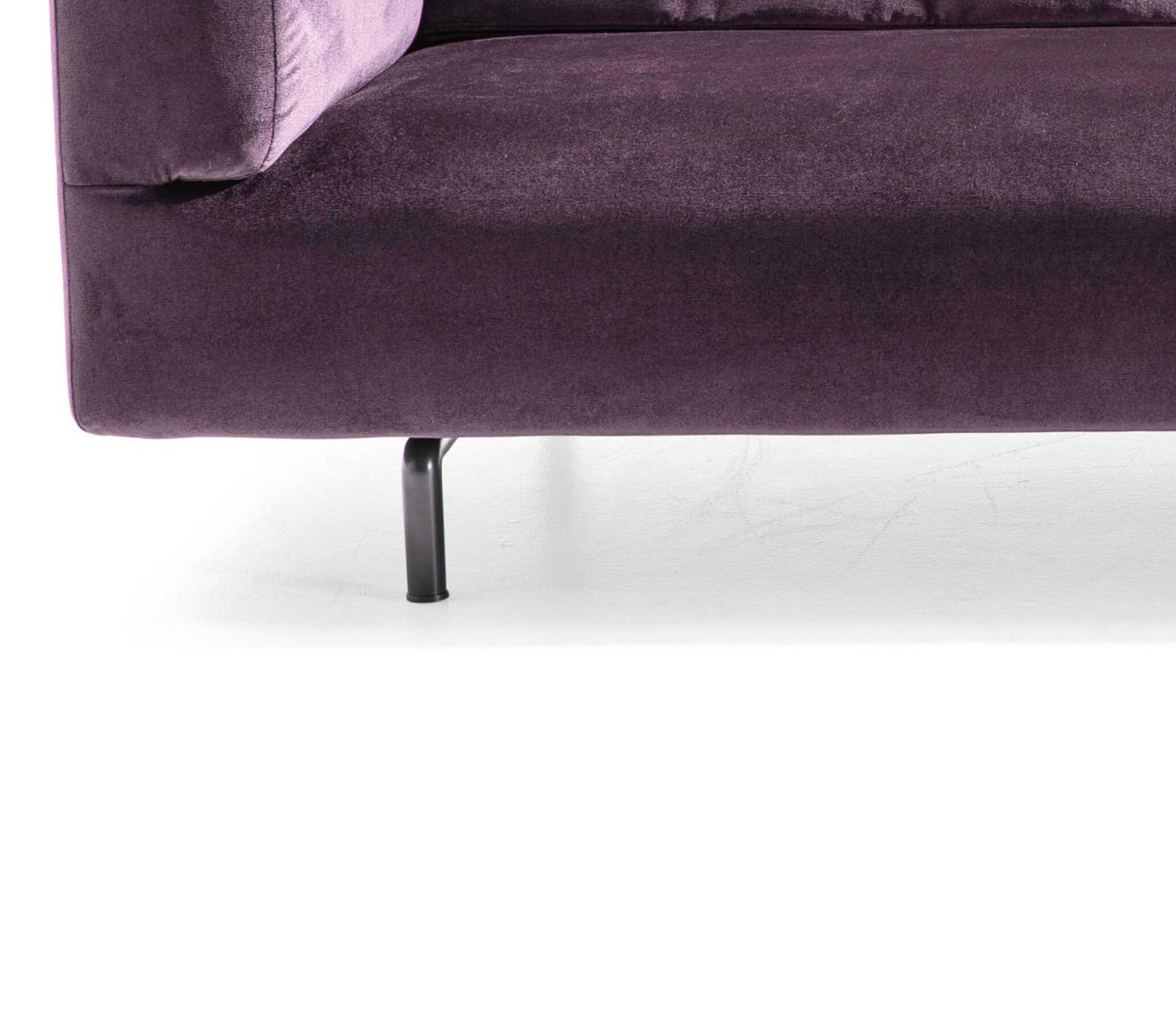 Zweisitzer-Sofa mit Fuß von Piero Lissoni für Cassina im Zustand „Neu“ im Angebot in Barcelona, Barcelona