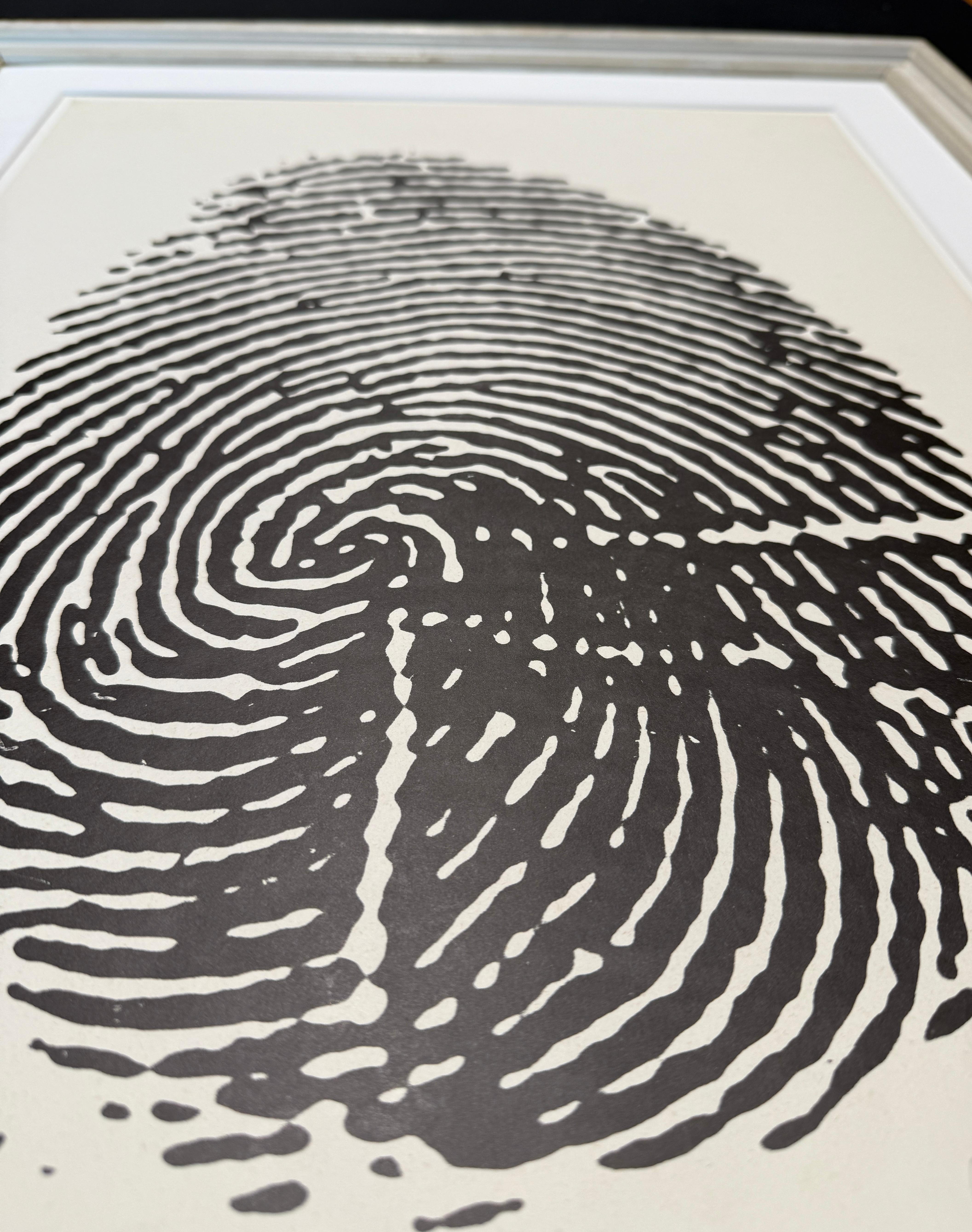 Piero Manzoni (1933-1963) - Left thumbprint - Photolithograph on paper - 1960 For Sale 4