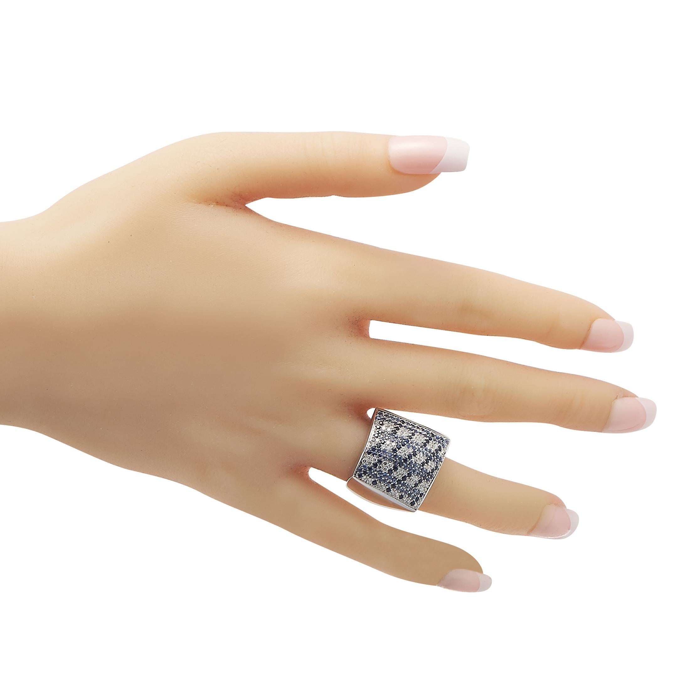 Piero Milano Ring aus 18 Karat Weißgold mit 0,78 Karat Diamant und Saphir (Rundschliff)