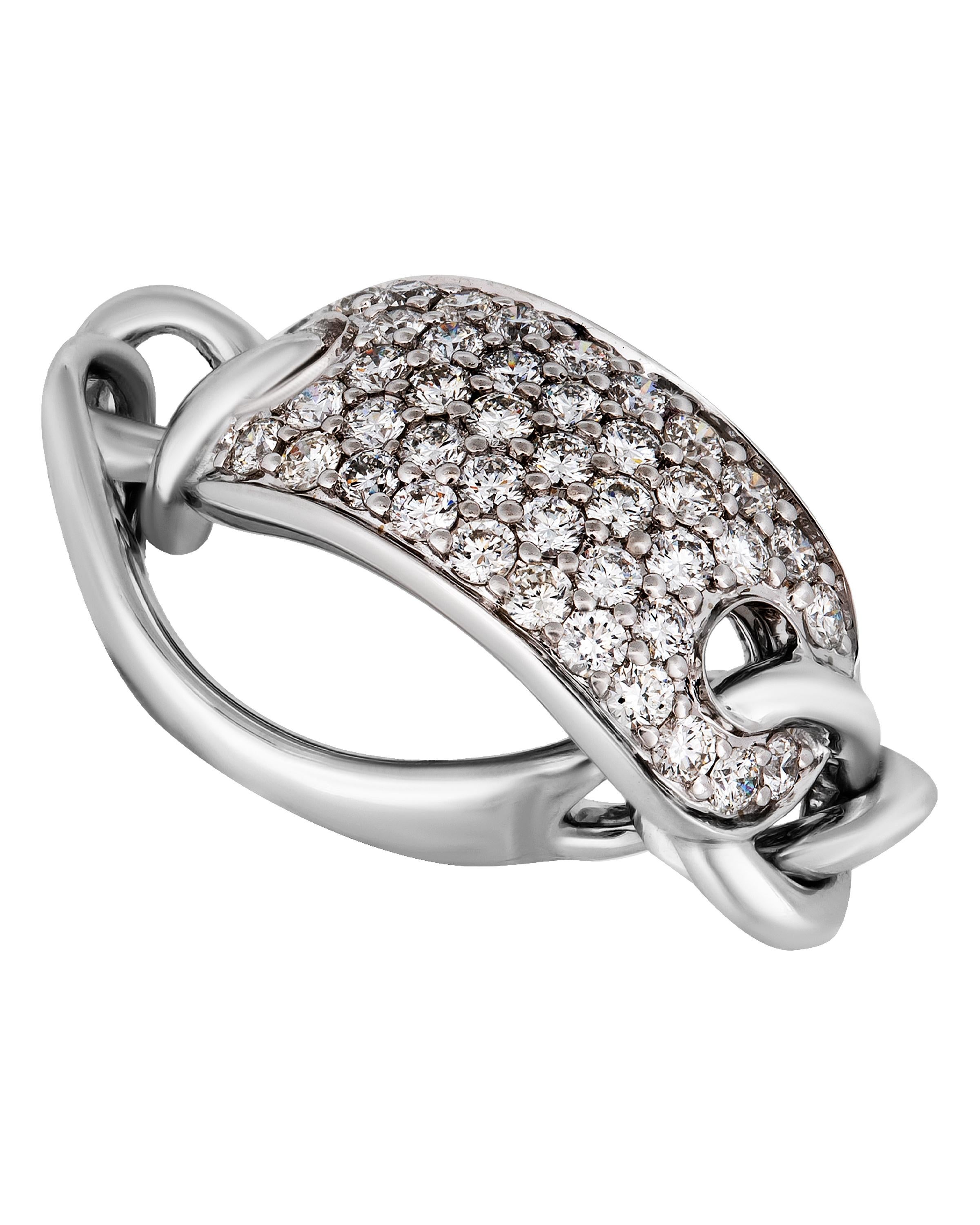 This glittering Piero Milano 18K White Gold Link Ring features a dazzling diamond station 0.91ct. tw. linked to a luscious white gold band. The ring size is 6.25 (52.5). The Decoration Size is 9mm. The Weight is 6.4g. Diamond Color: G-H. Diamond