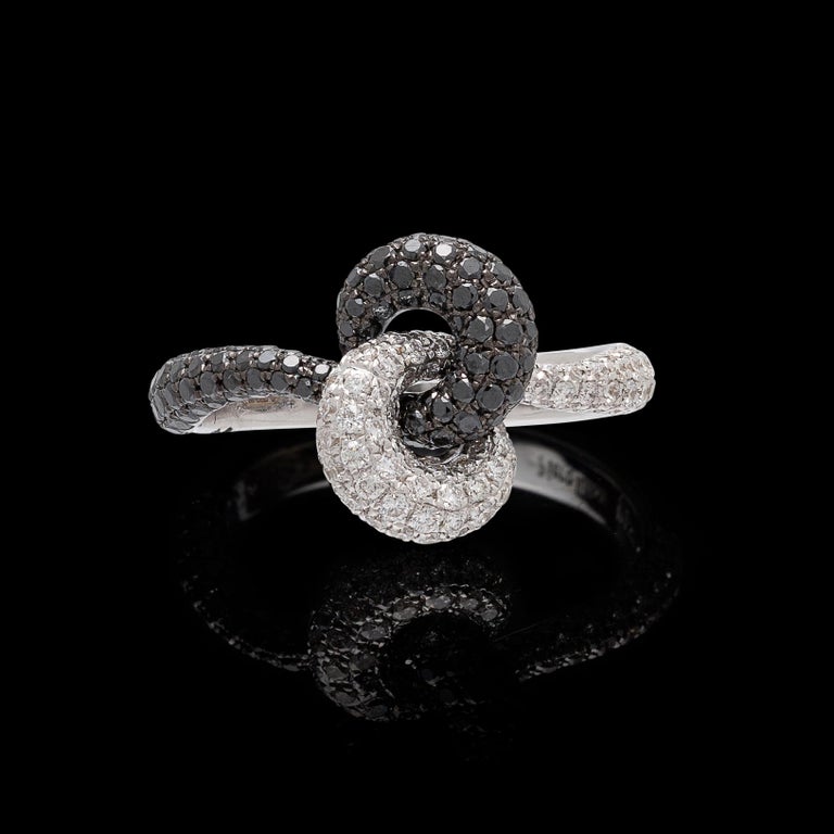 Piero Milano Black and White Diamond Knot Ring For Sale at 1stDibs