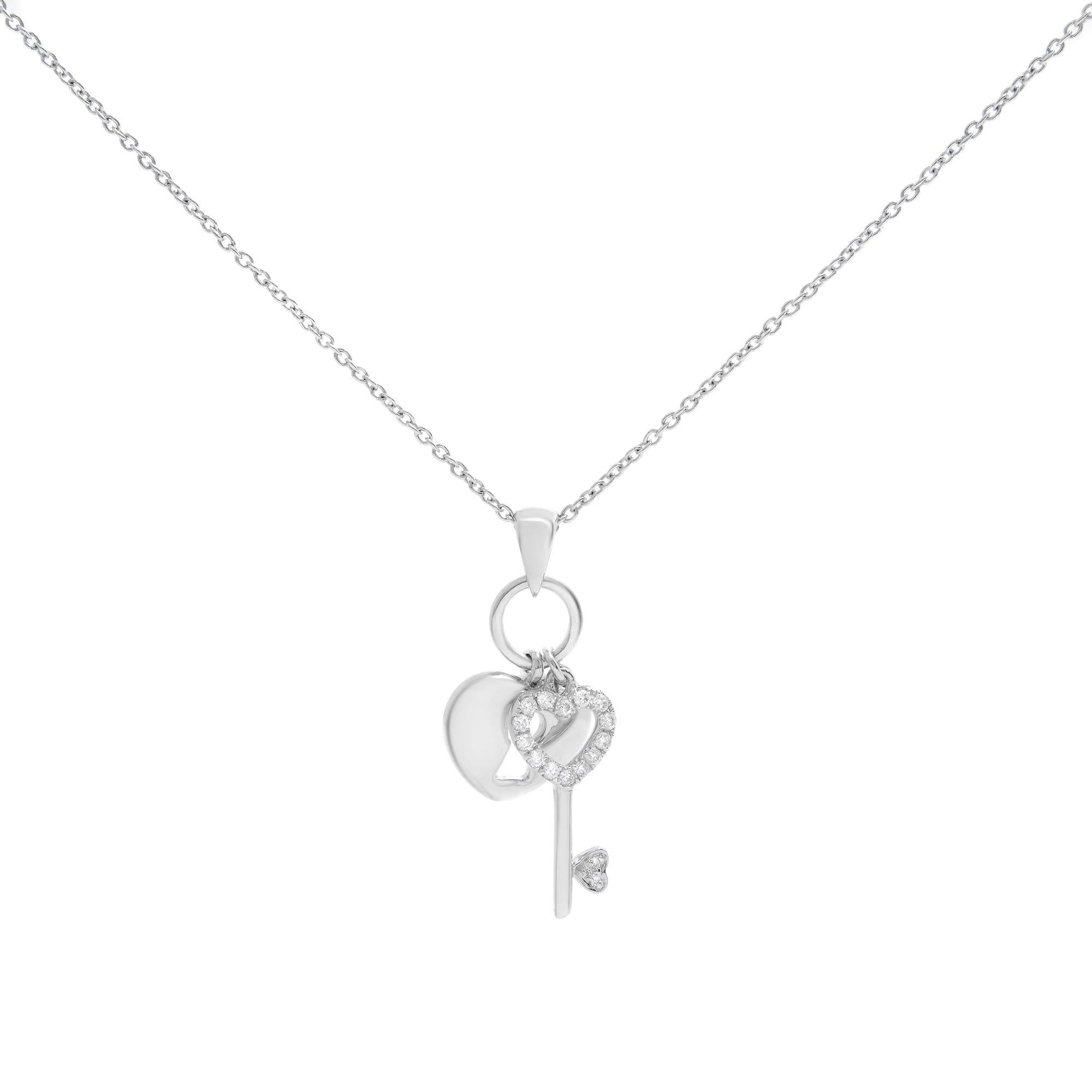 18k Weißgold Halskette mit Herzschloss und Schlüssel von Piero Milano mit natürlichen Diamanten 0,09 Gesamtkaratgewicht  (Moderne) im Angebot