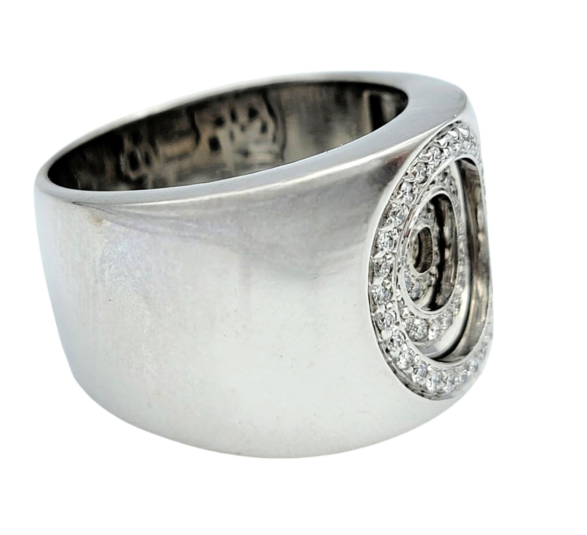 Piero Milano Pavé Diamond Concentric Circle Wide 18 Karat White Gold Band Ring In Good Condition For Sale In Scottsdale, AZ