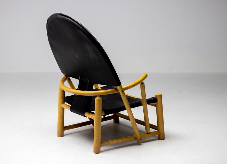 Oversized and huge on character G23 Hoop chair by Piero Palange and Werther Toffoloni for Germa, Italy.
An elegant curvacious solid maple frame combined with beautifully patinated black leather seat. The chair is solid and in excellent condition,