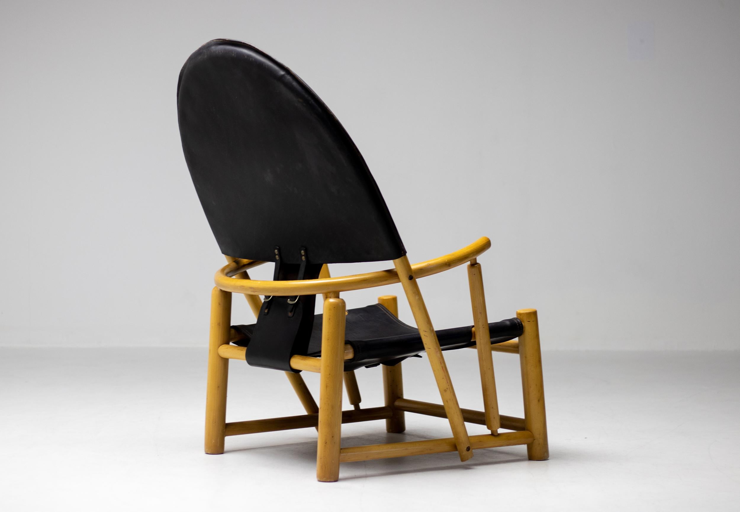 Milieu du XXe siècle Piero Palange G23 Chaise à cerceaux en cuir noir en vente