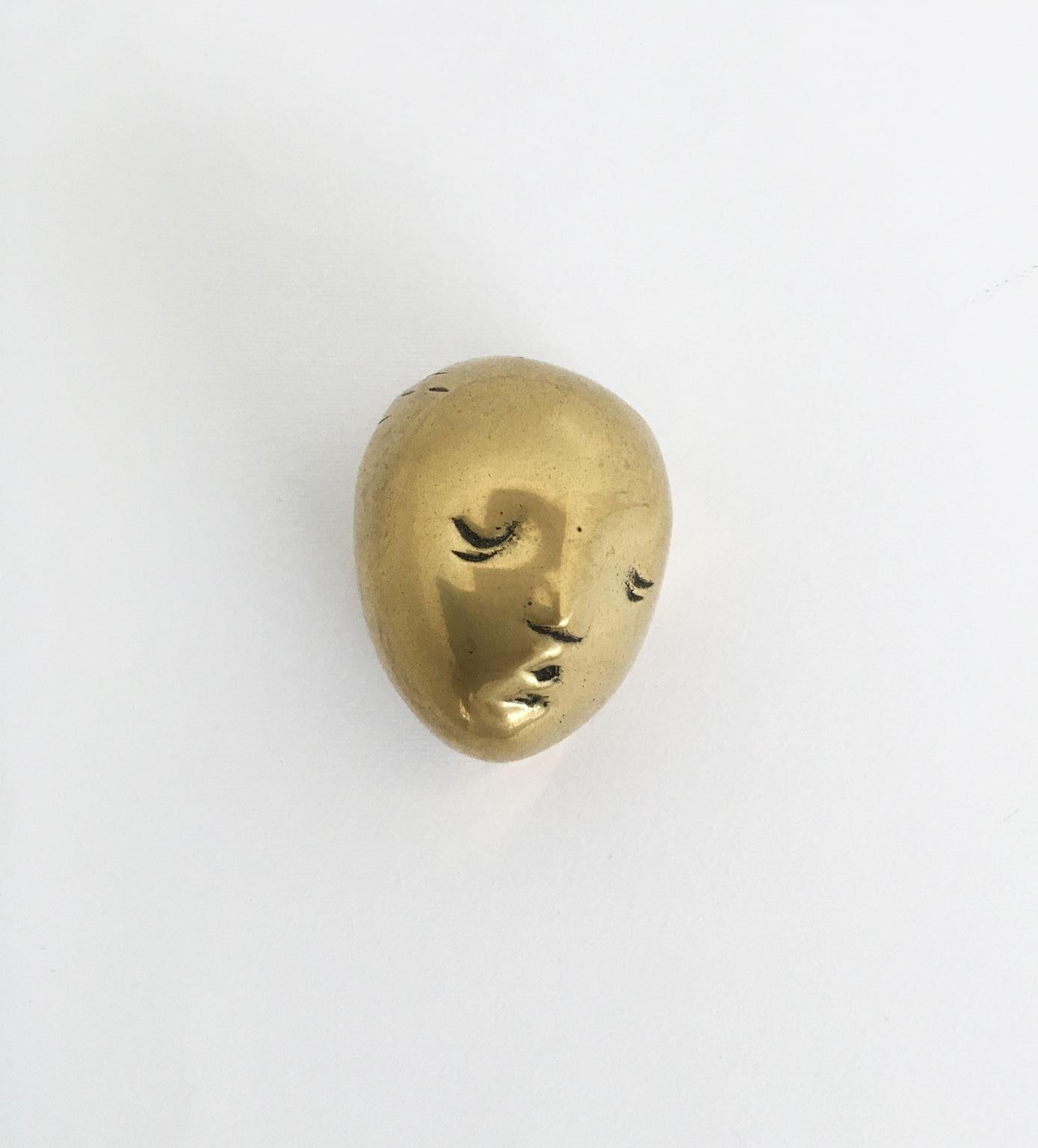 Abstrakte Bronzeskulptur von Piero Perin Testina, Kleiner Kopf, Italien, 1980 im Angebot 1
