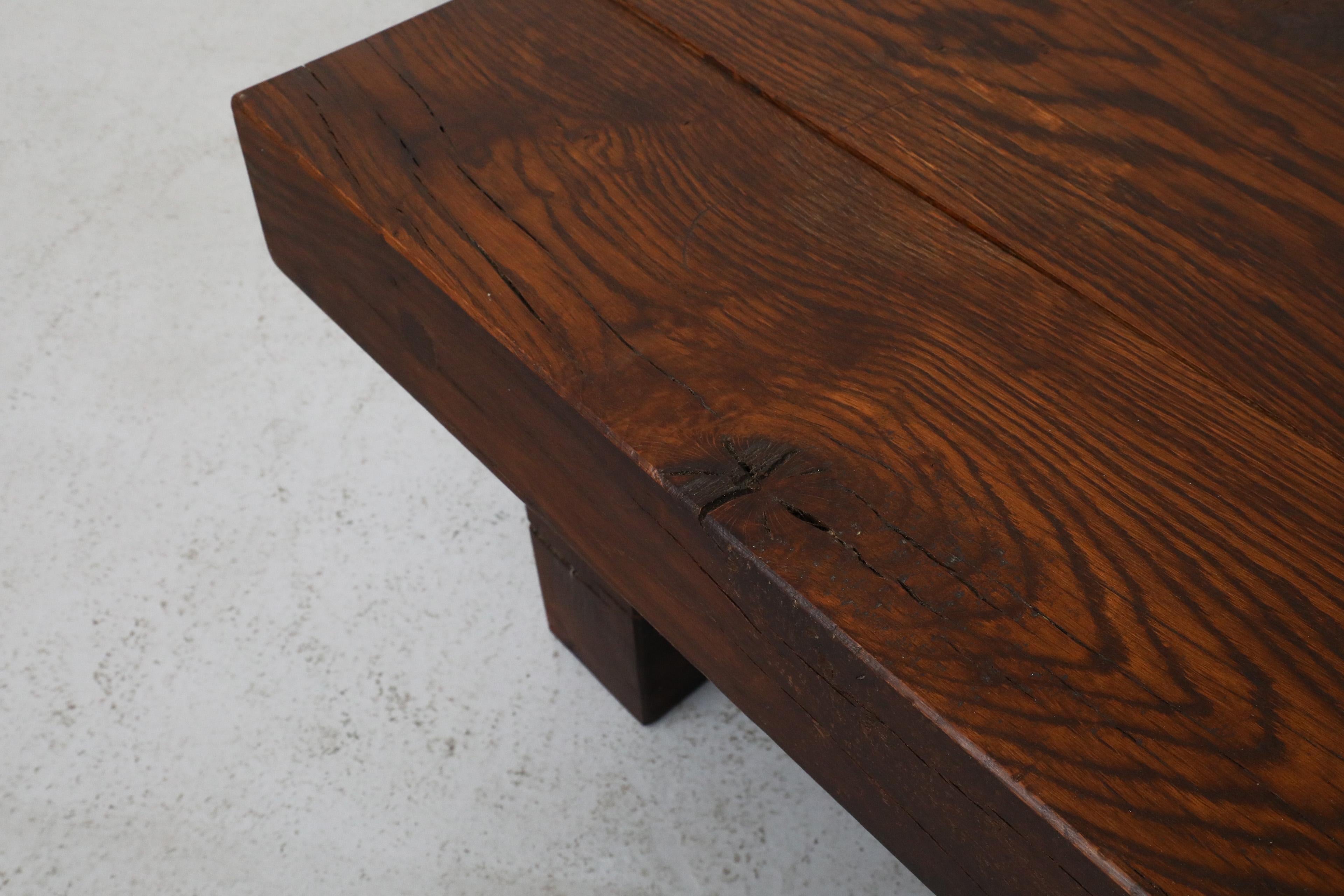Table basse carrée brutaliste d'inspiration Pierrce Chapo avec pieds arqués en vente 2