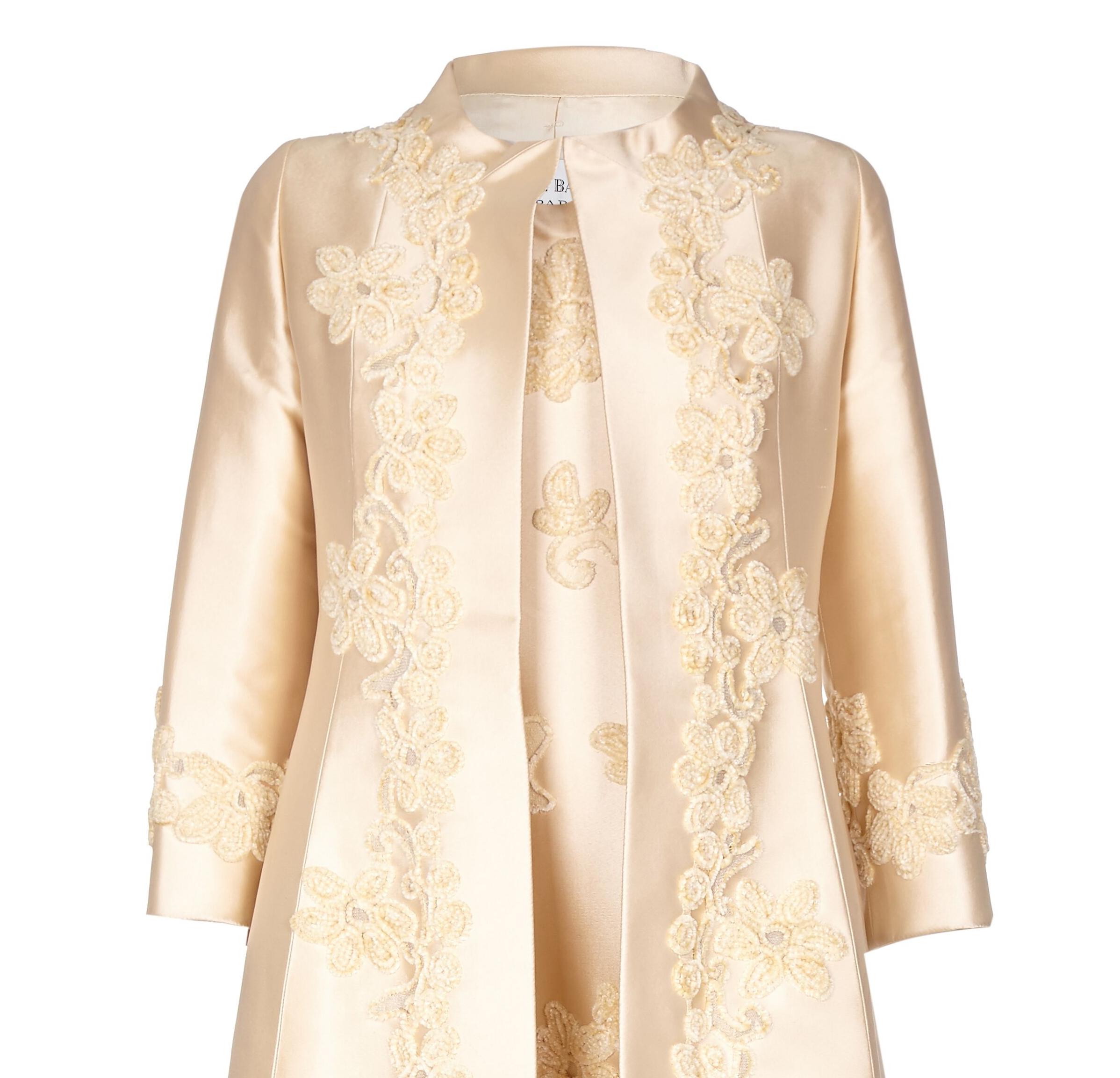 White Pierre Balmain 1960s Haute Couture Ivory Silk Gazar Bridal Dress